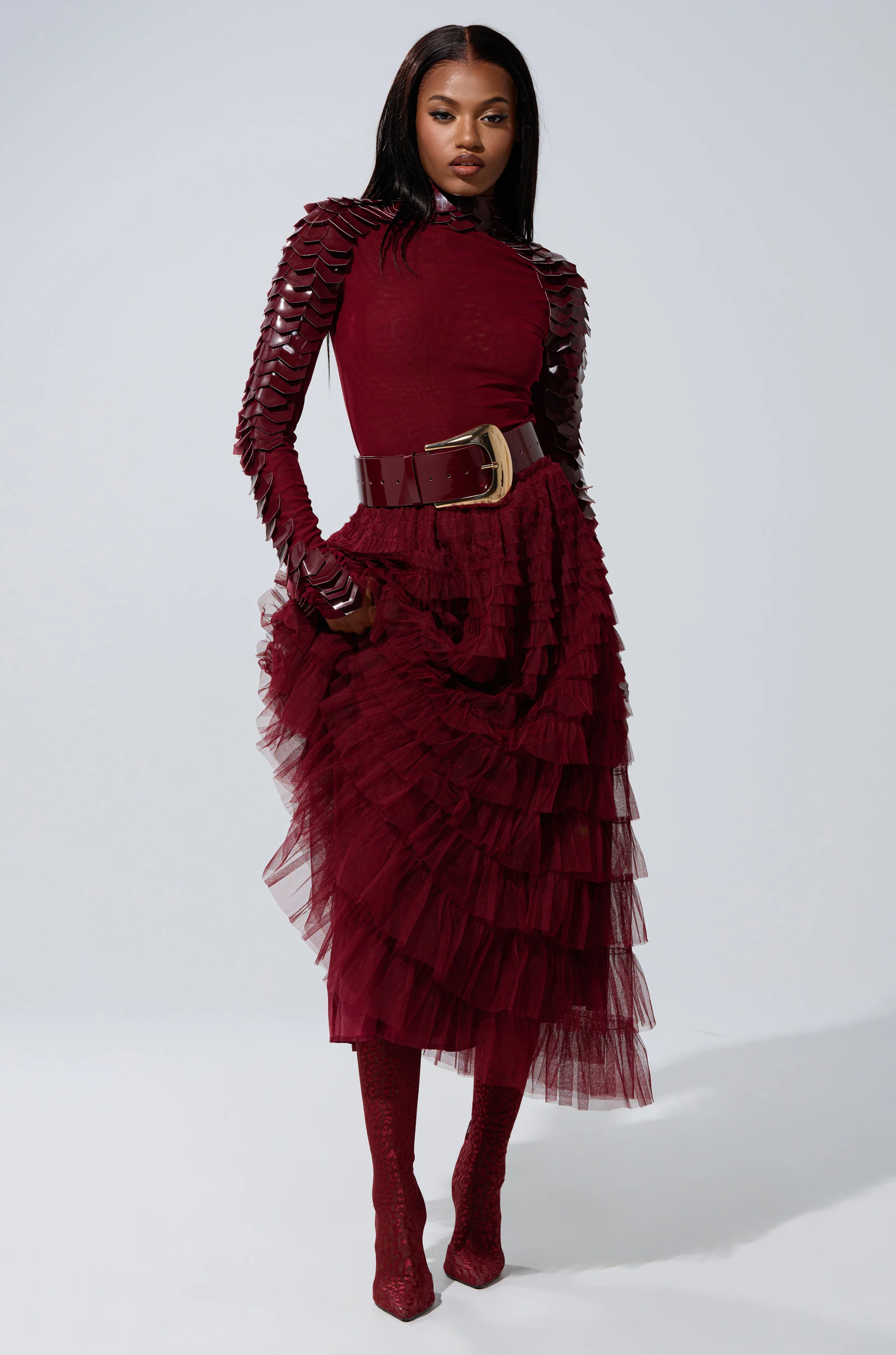 STARS ALIGNED MESH RUFFLE MAXI SKIRT IN BURGUNDY
