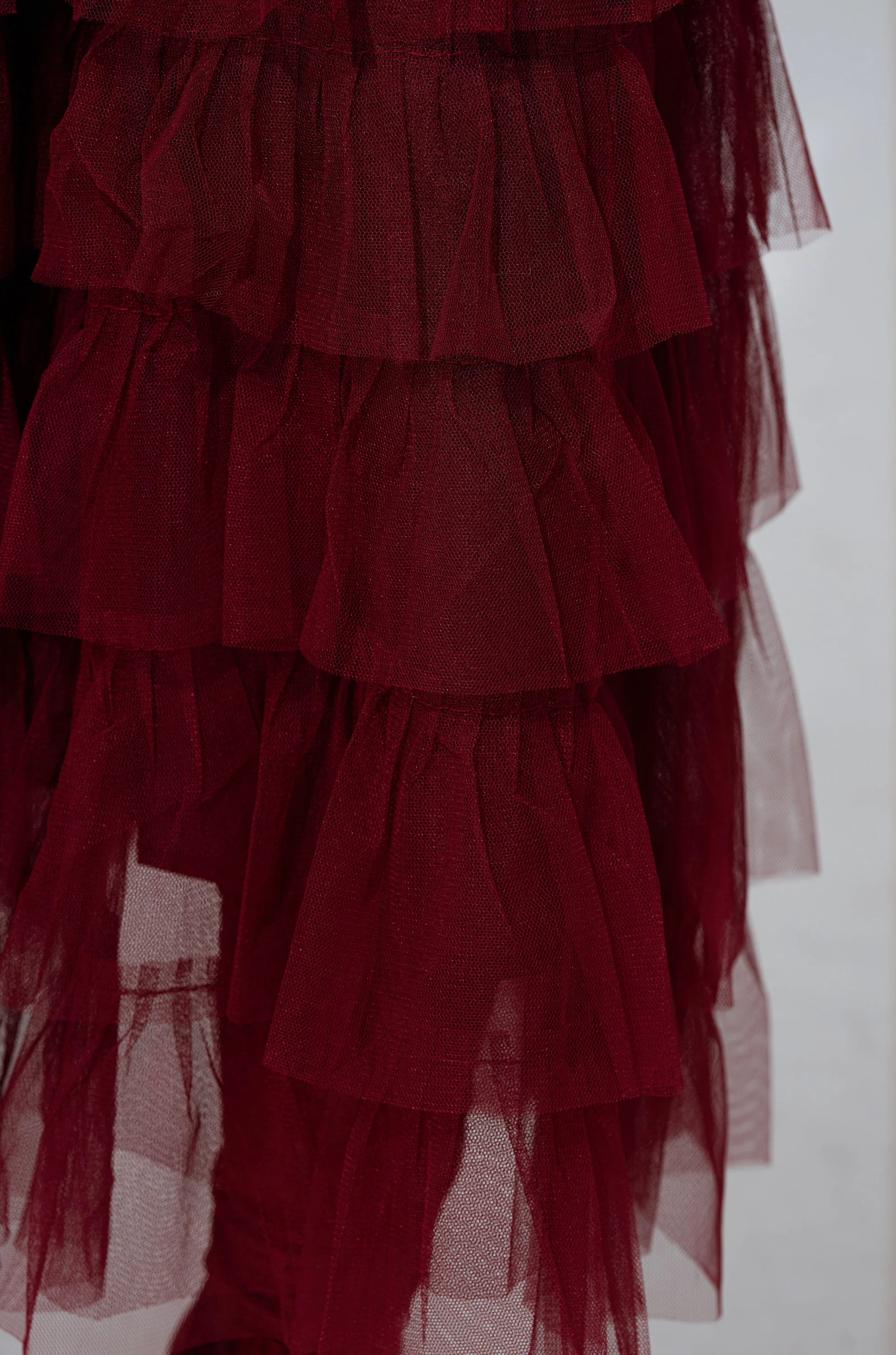 STARS ALIGNED MESH RUFFLE MAXI SKIRT IN BURGUNDY - Image 10