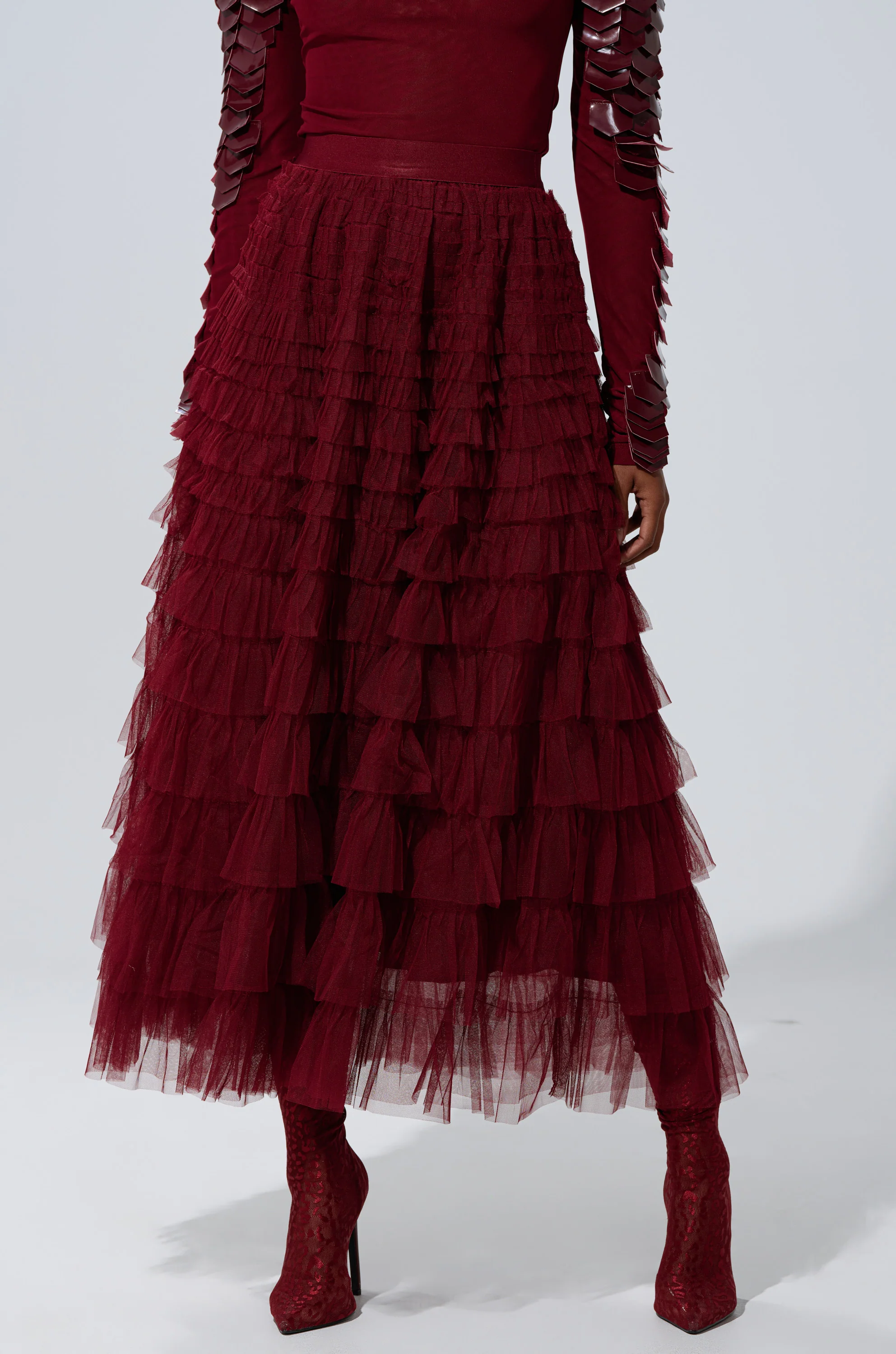 STARS ALIGNED MESH RUFFLE MAXI SKIRT IN BURGUNDY - Image 3