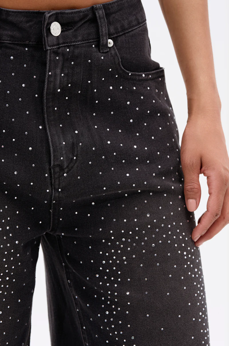 STARS SHINING RHINESTONE BERMUDA SHORT - Image 10