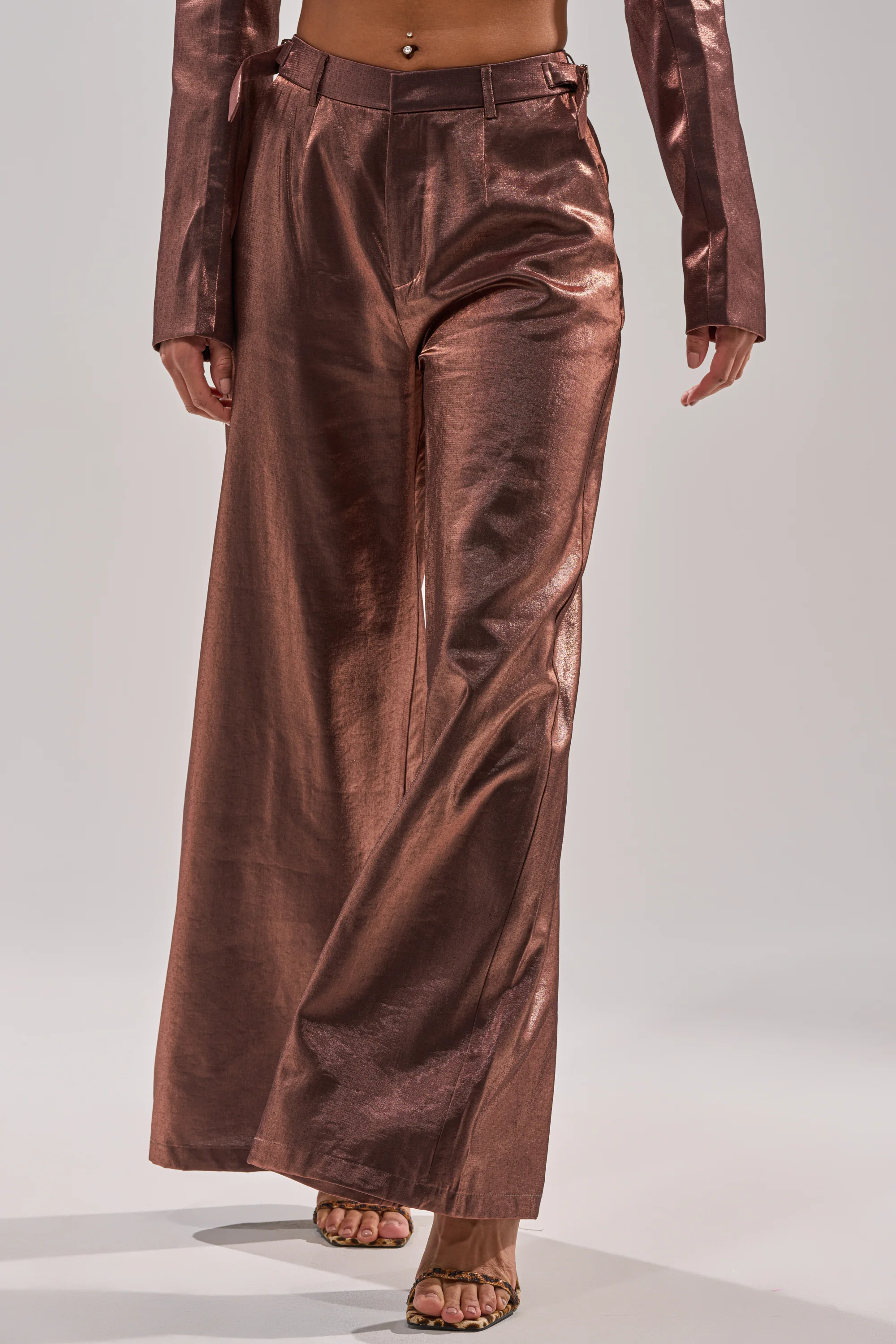 STAY CLOSE IRIDESCENT TROUSER - Image 2