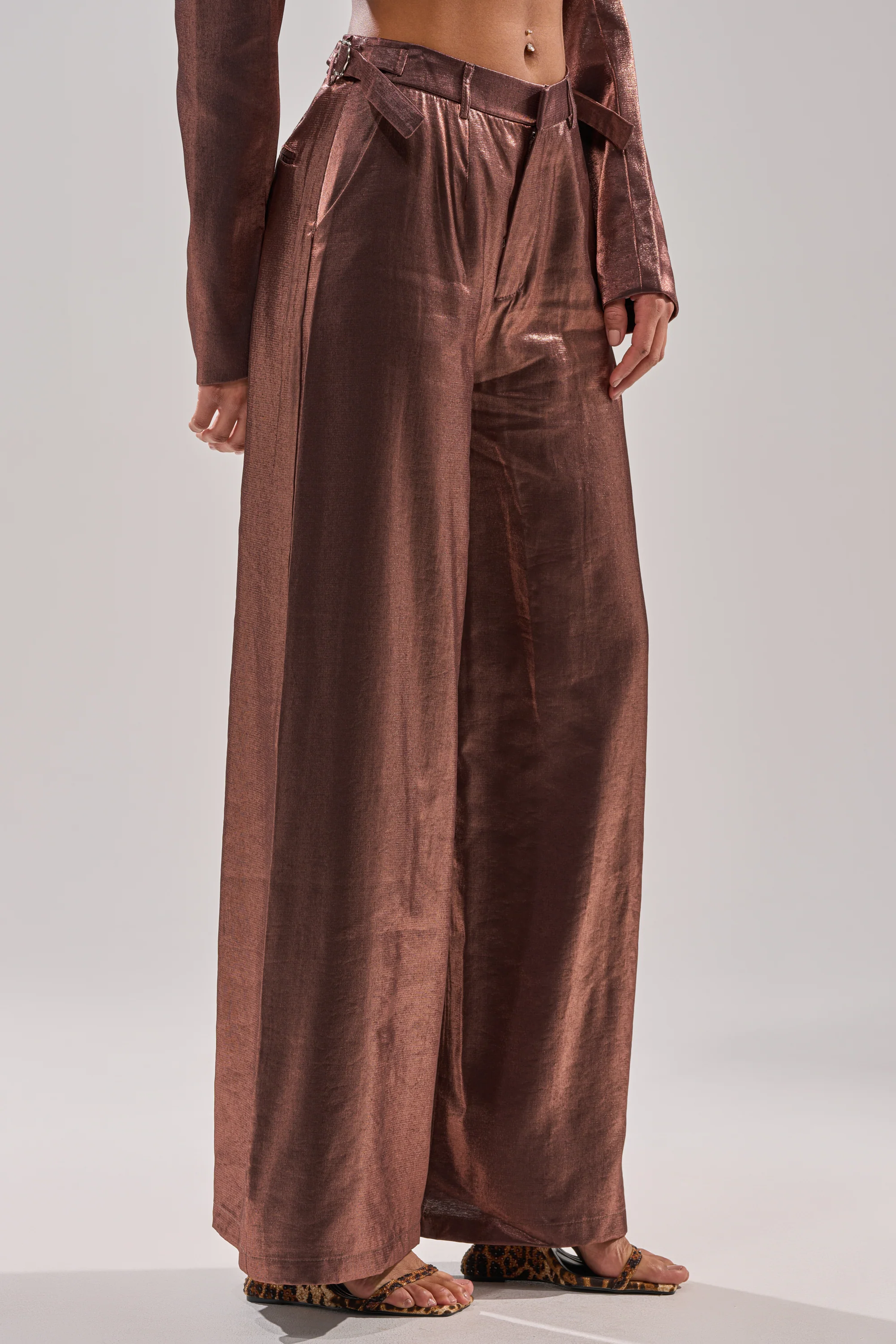 STAY CLOSE IRIDESCENT TROUSER - Image 4