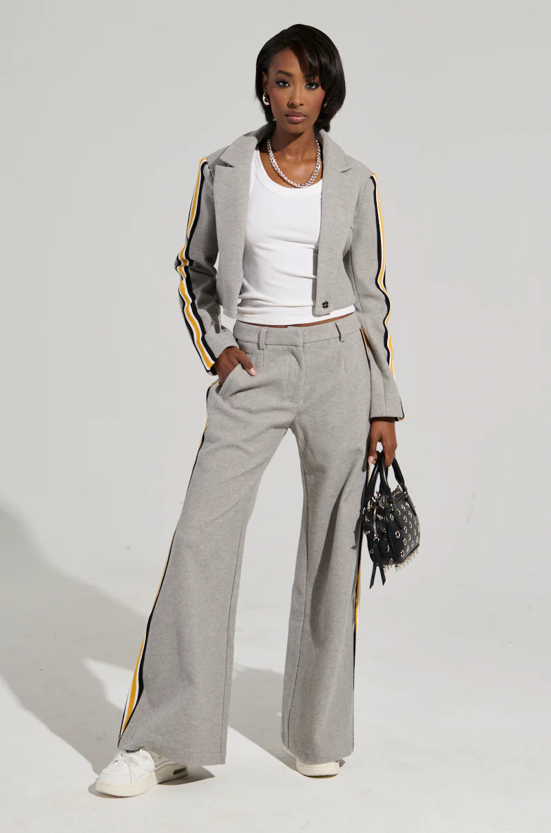 STAY WITH ME CROPPED BLAZER - Image 5