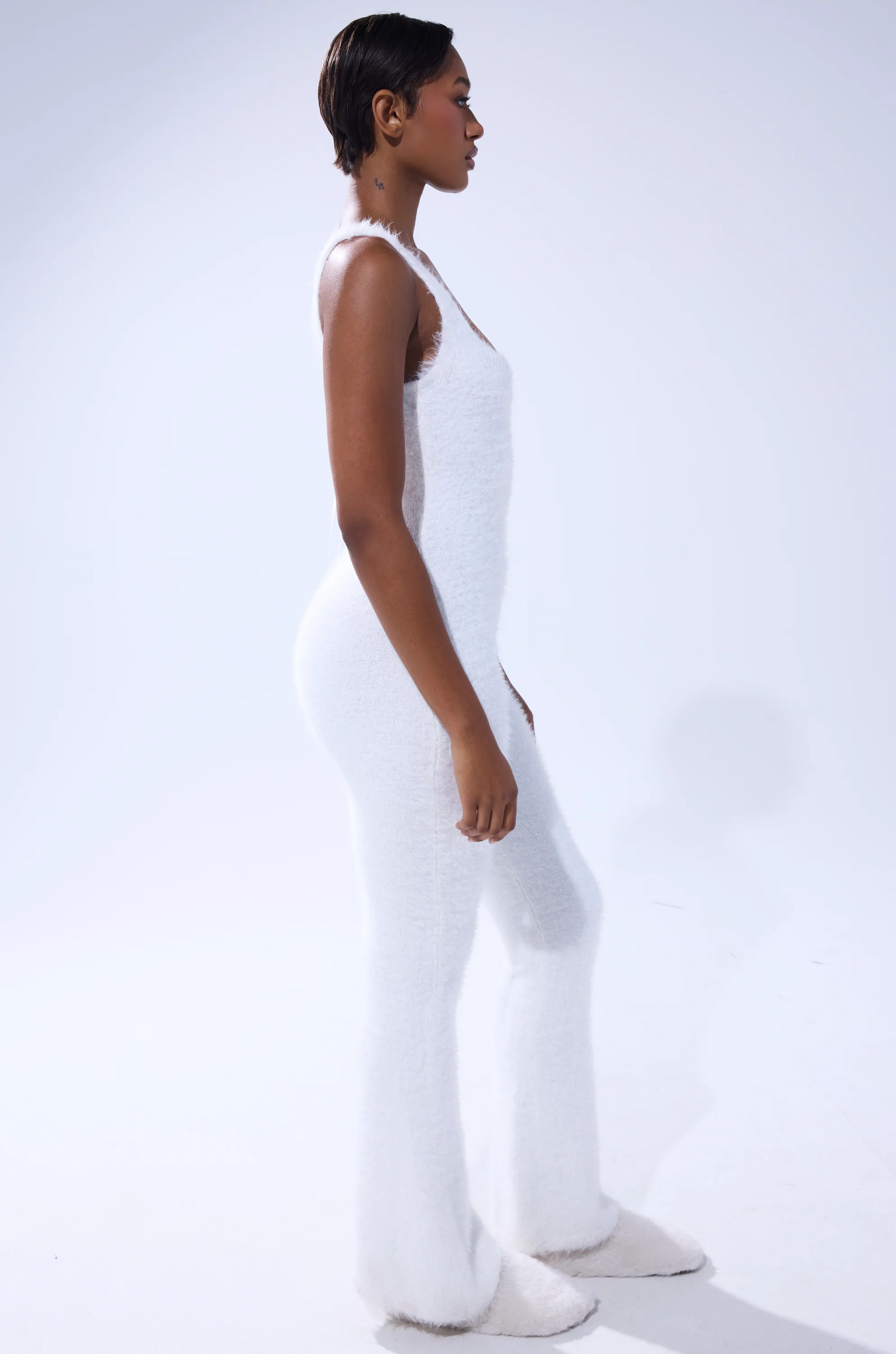STAYING IN FUZZY KNIT JUMPSUIT - Image 4