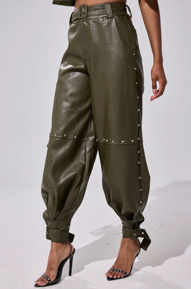 STUDDED FAUX LEATHER BELTED PANT - Image 4