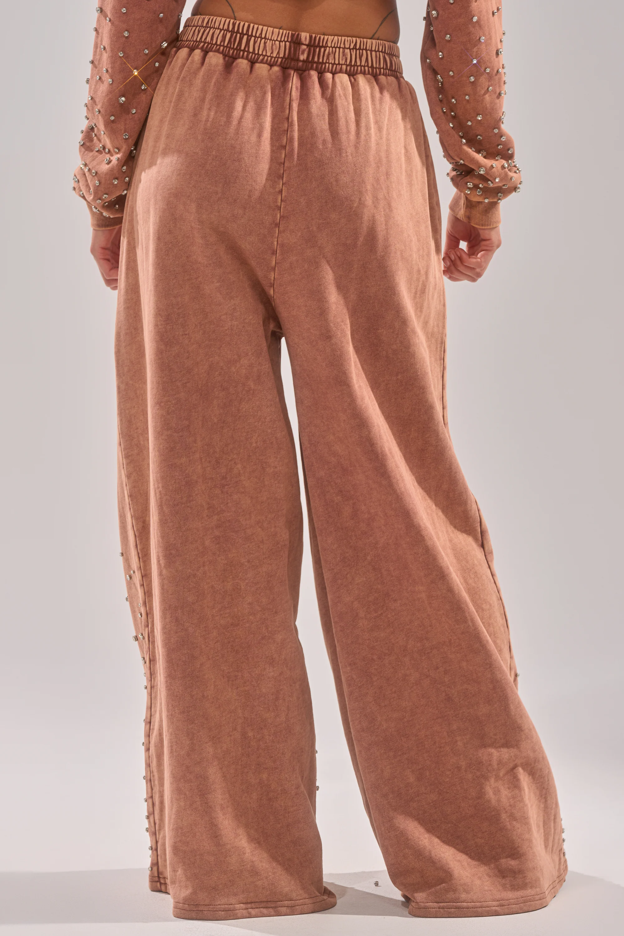 STUDIO LIVING WIDE LEG JOGGER - Image 5