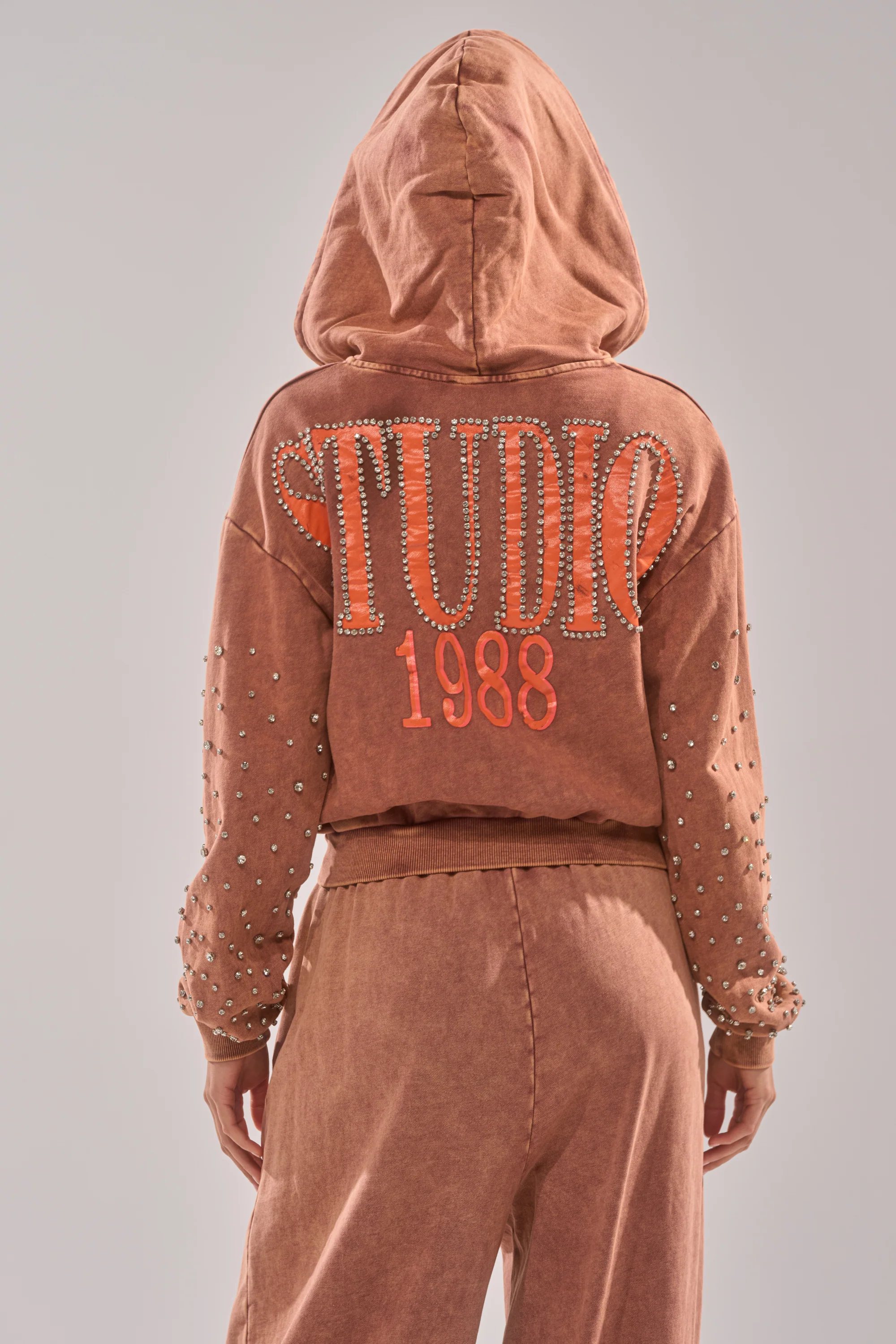 STUDIO LIVING ZIP UP SWEATSHIRT - Image 5