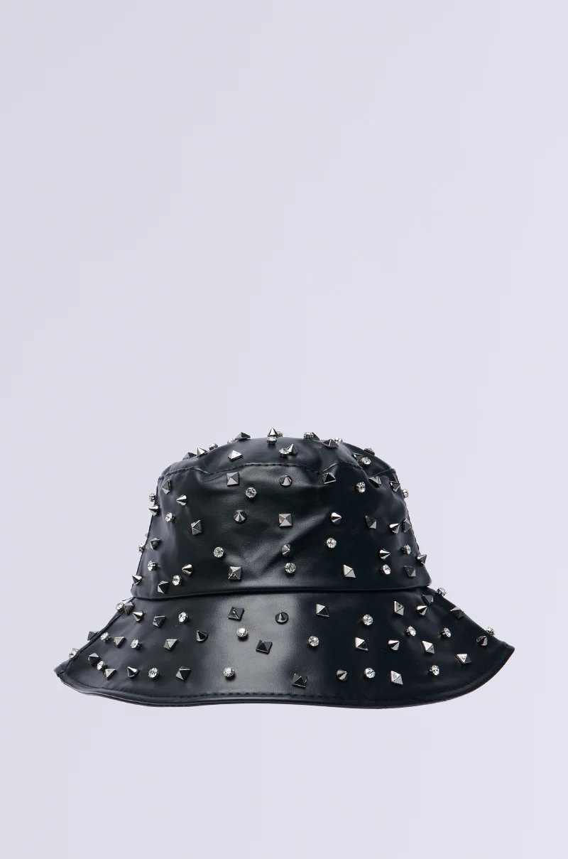 SUGAR AND SPICE BUCKET HAT
