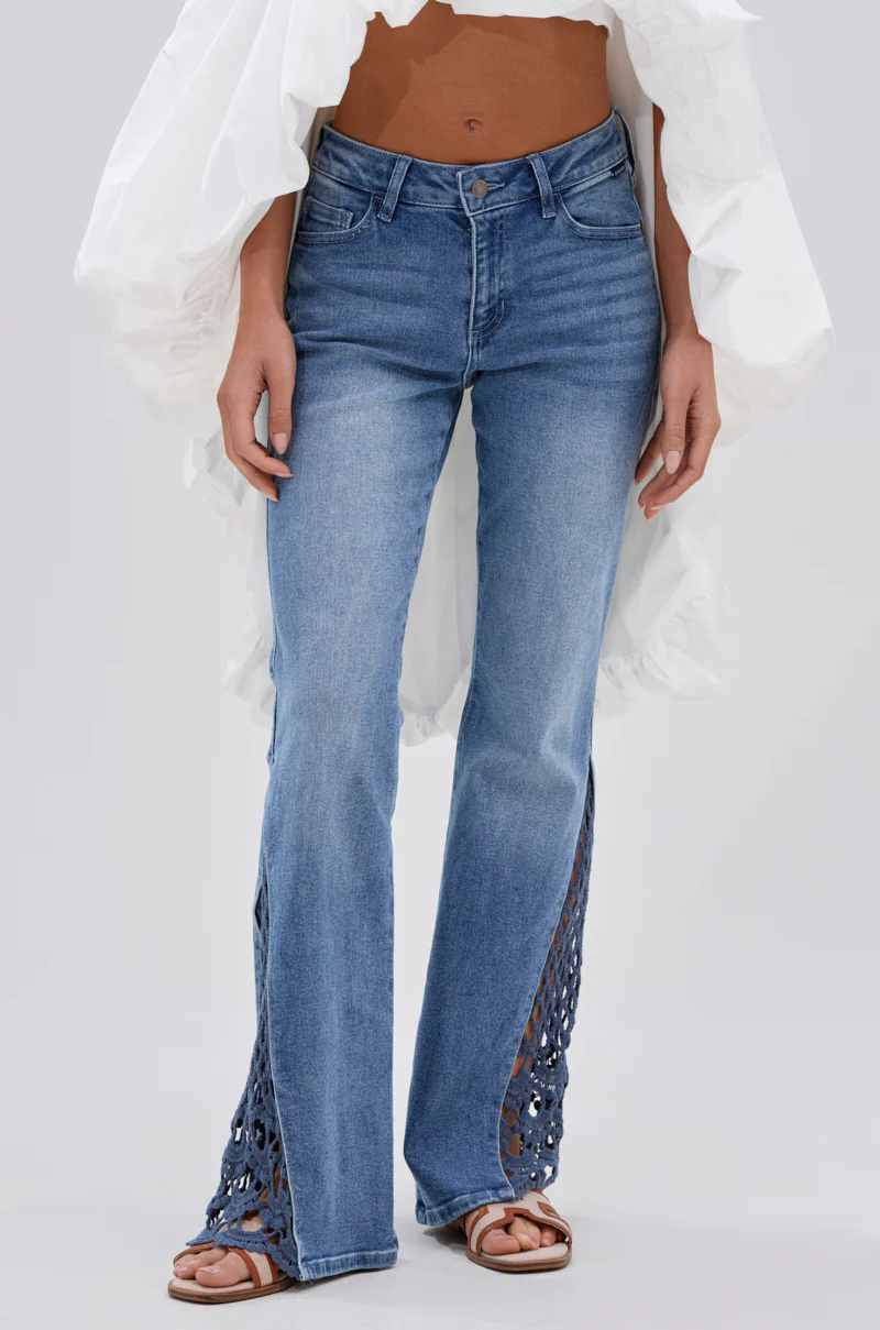 SUMMER DAYS RELAXED DENIM WITH EYELET OPENING - Image 3
