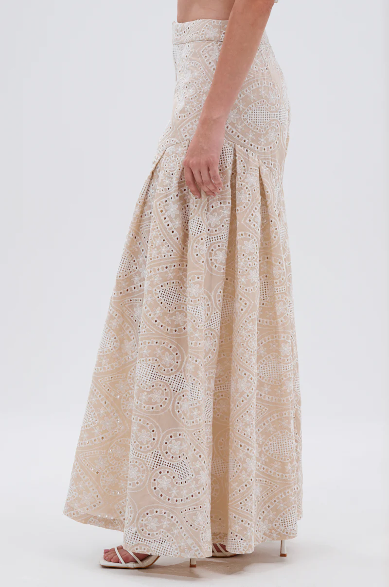 SUMMER TIME BLISS EYELET TROUSER - Image 4