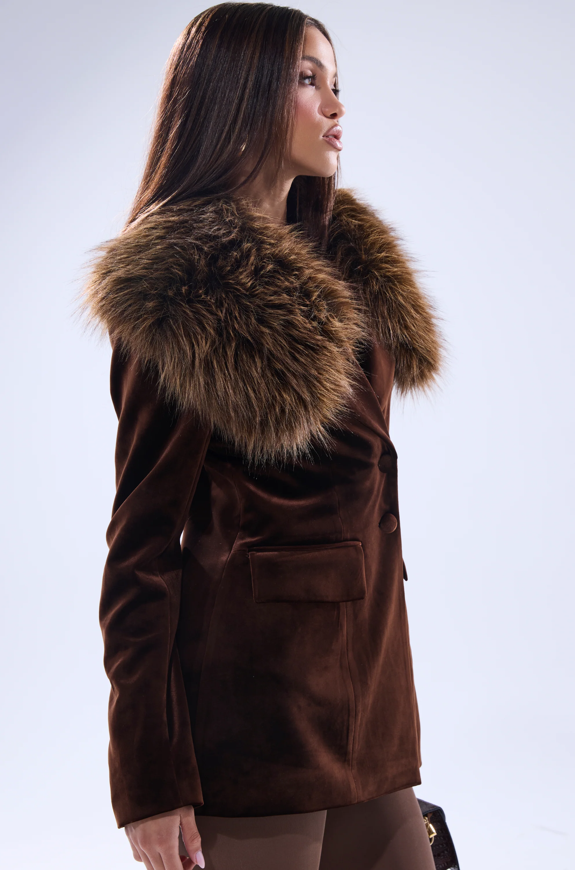 SUNDAY VELVET BLAZER WITH REMOVABLE FUR COLLAR - Image 4