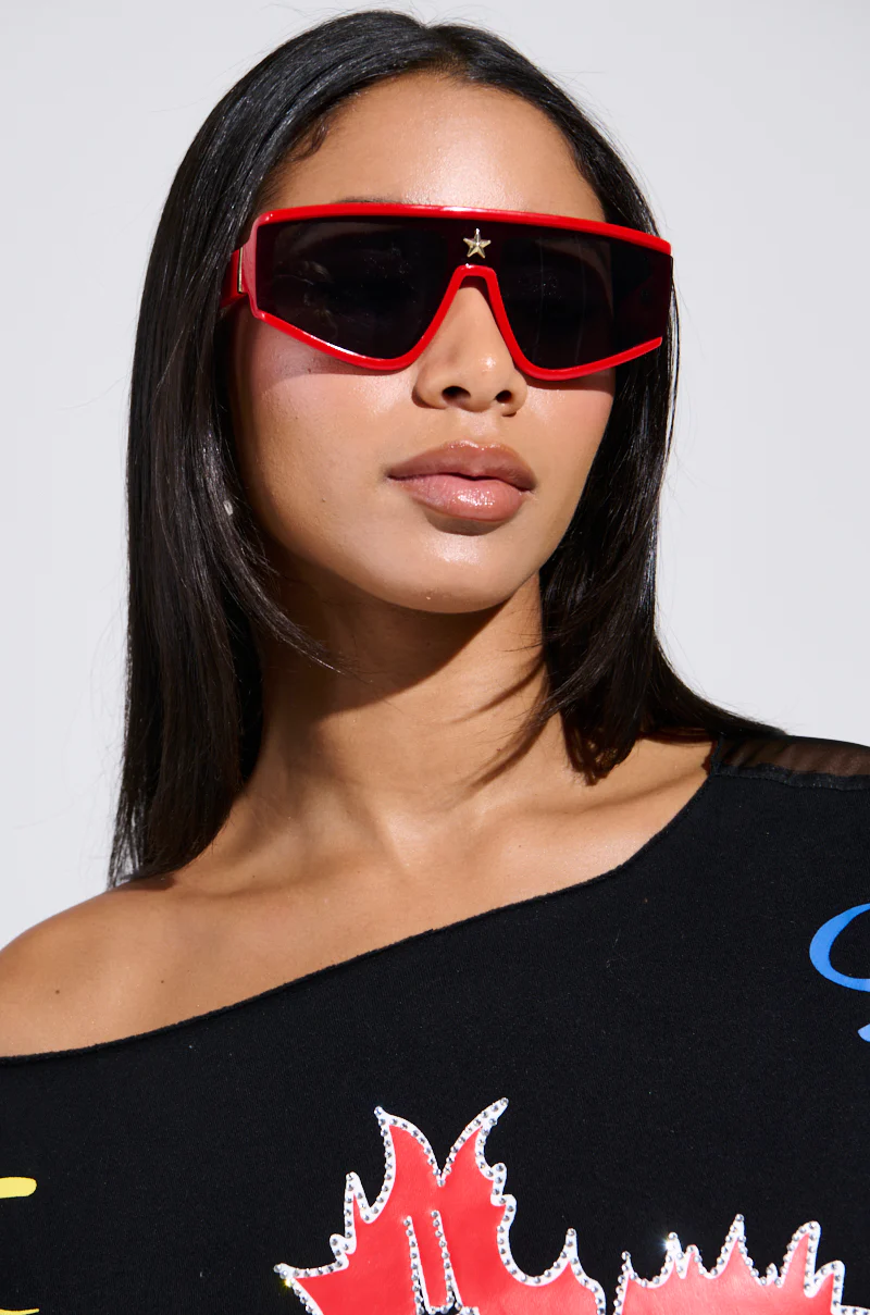 RED HOT SUNGLASSES - Image 3