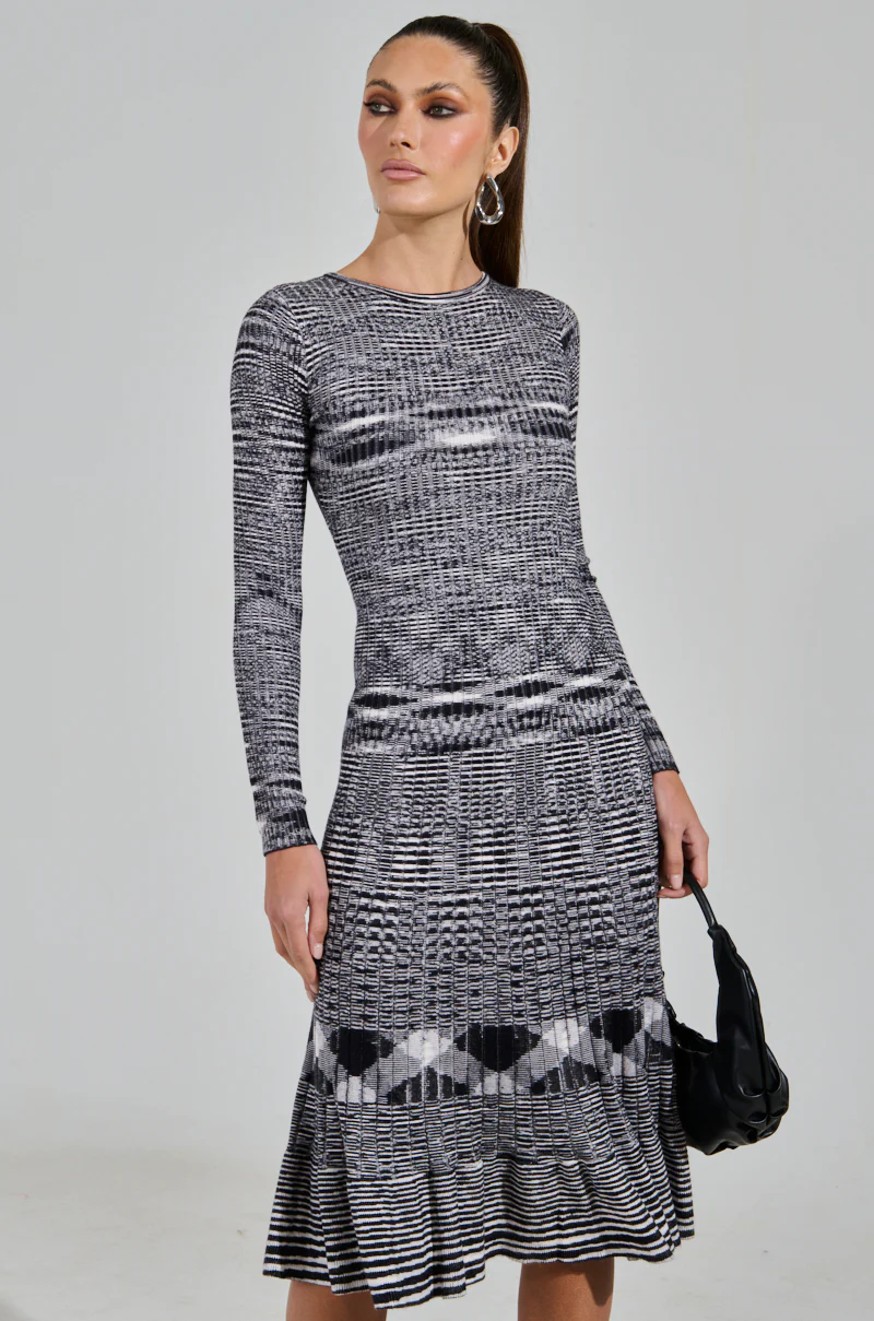 SWERVIN KNIT MAXI DRESS - Image 3