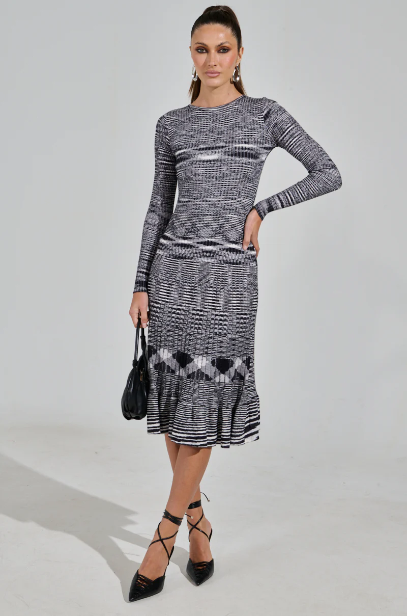 SWERVIN KNIT MAXI DRESS - Image 7