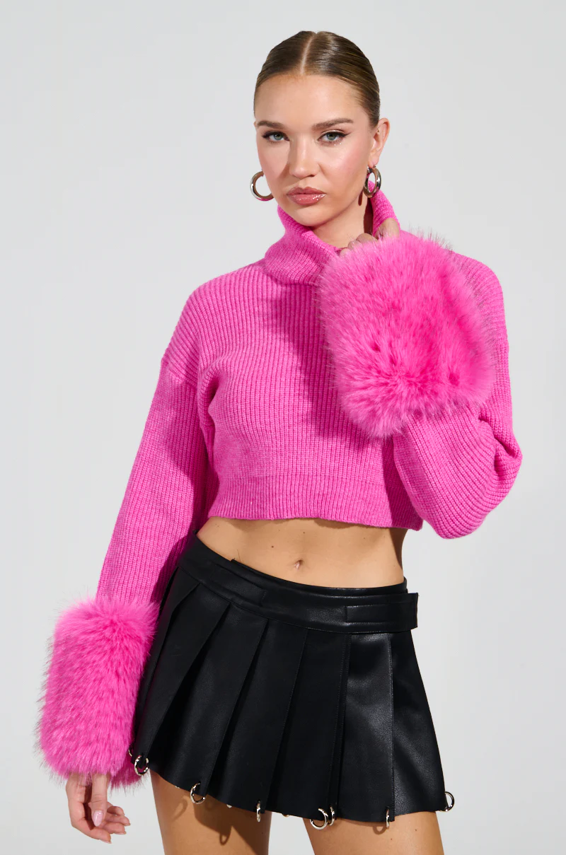 SYDNEY FUR CUFF CROPPED SWEATER IN HOT PINK - Image 4