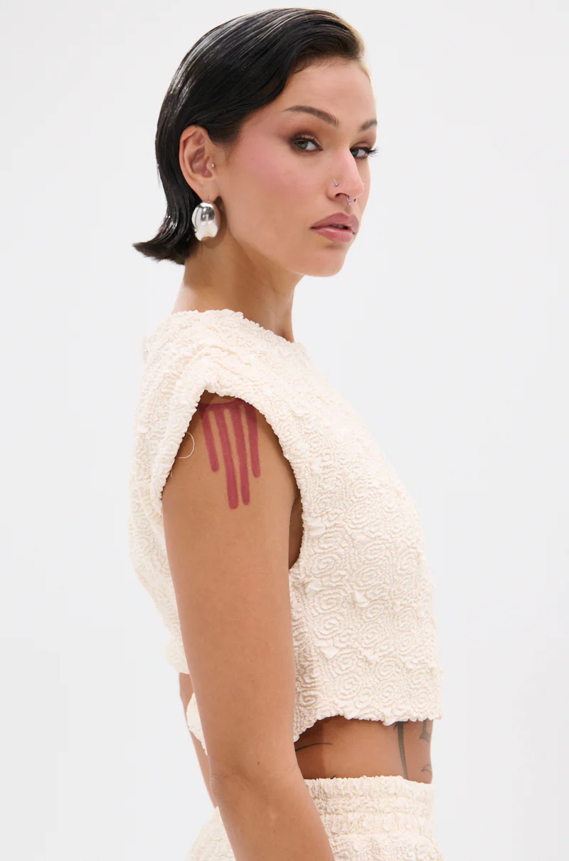 SYDNEY TEXTURED BLOUSE - Image 5