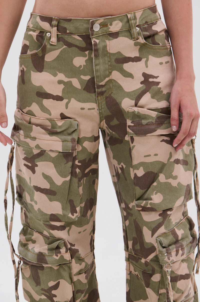 TAKE ME DOWN CAMO CARGO PANT - Image 7