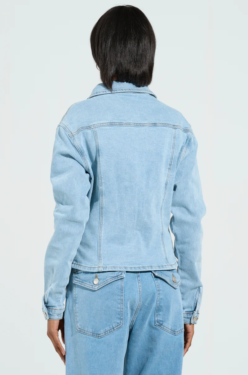 TAKE ME TO THE RODEO BUTTON UP - Image 5