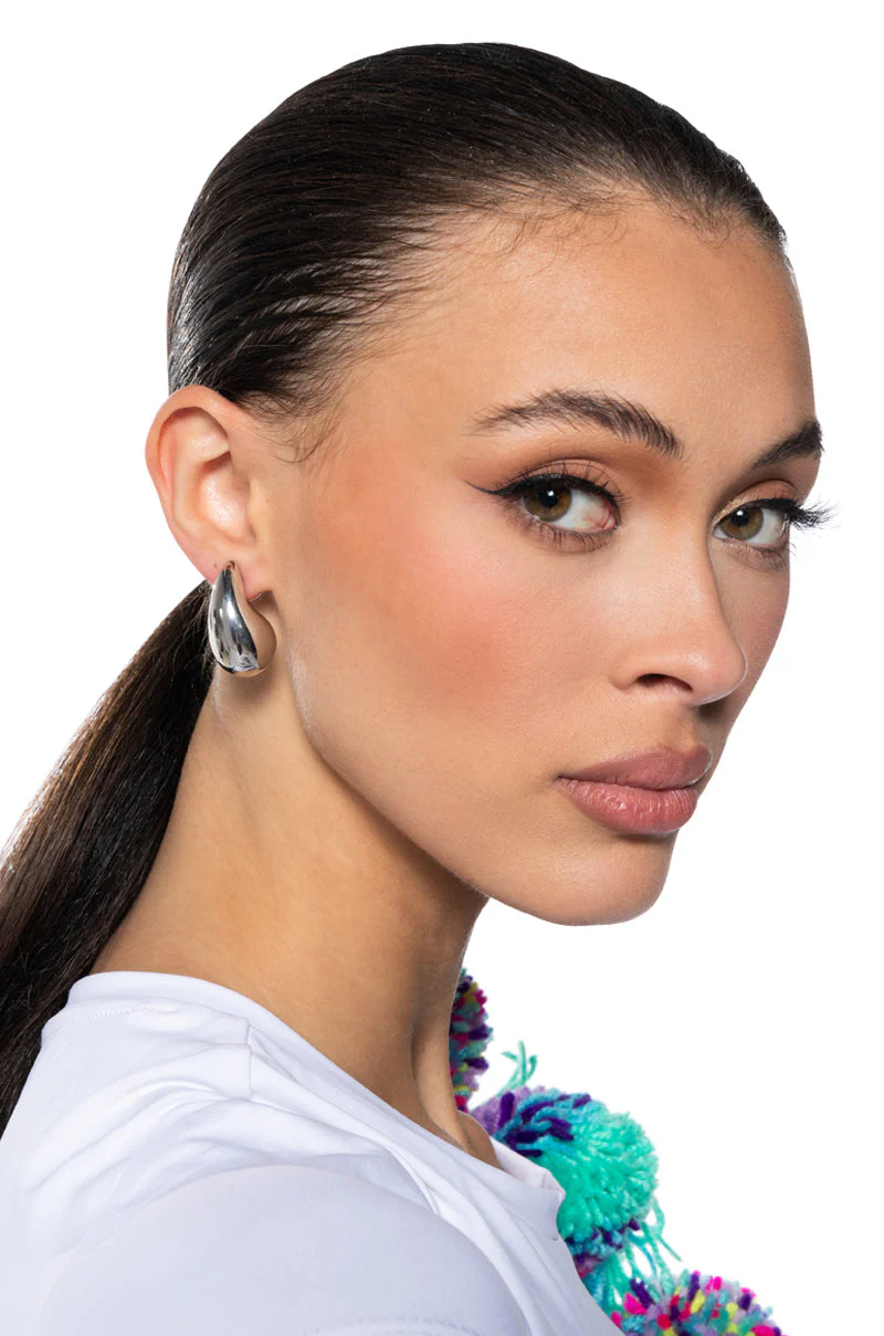 TEARDROP EARRING - Image 4