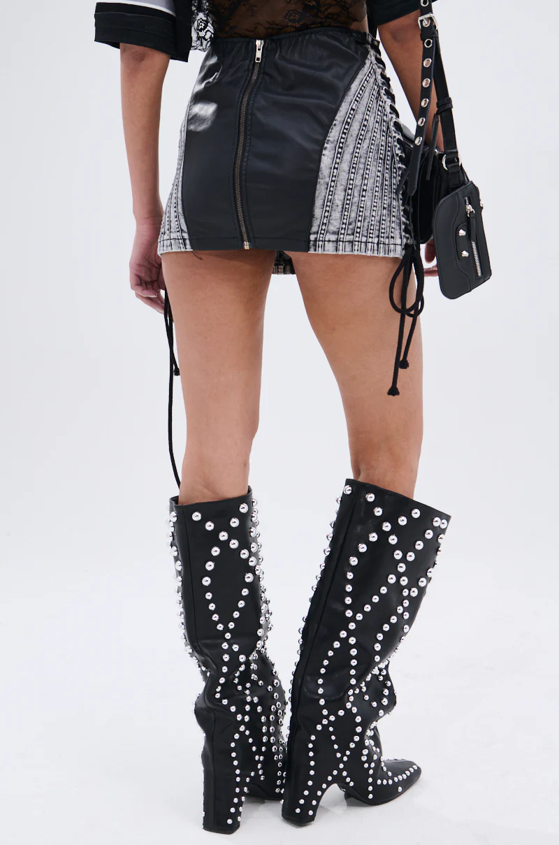 TELL ME LIES MINI SKIRT - Image 5