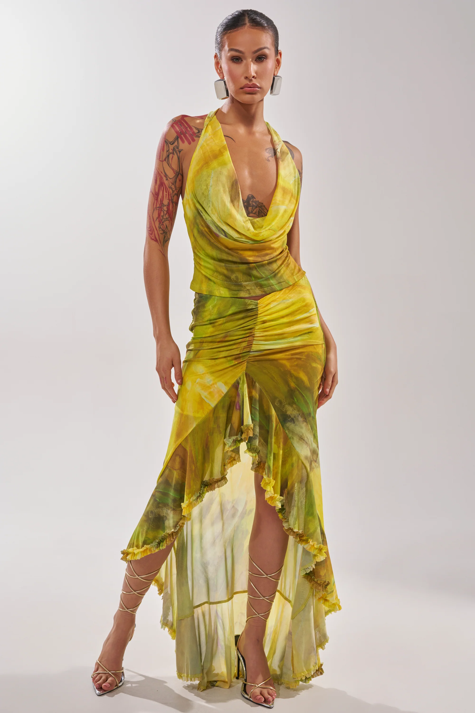 TELL ME MORE HIGH LOW SKIRT IN YELLOW