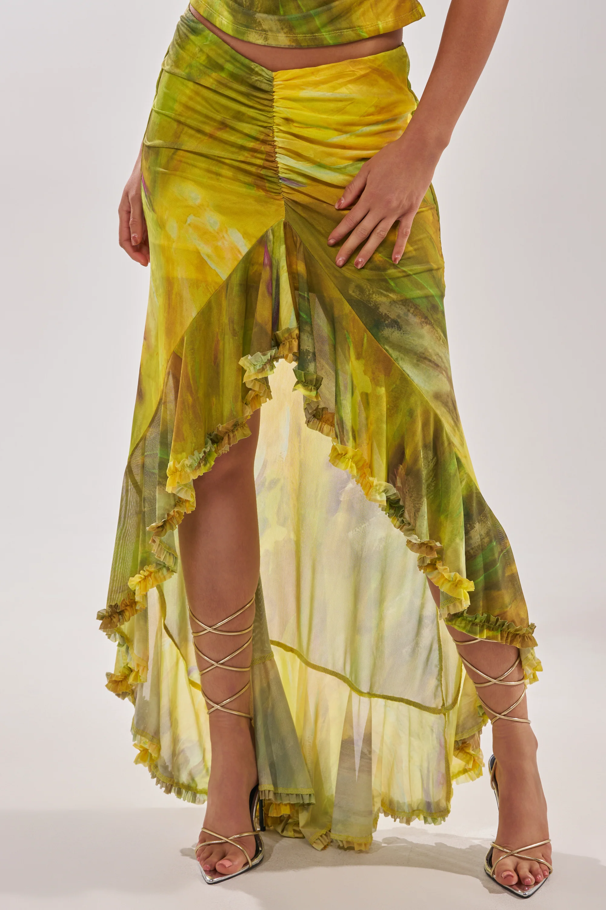TELL ME MORE HIGH LOW SKIRT IN YELLOW - Image 2