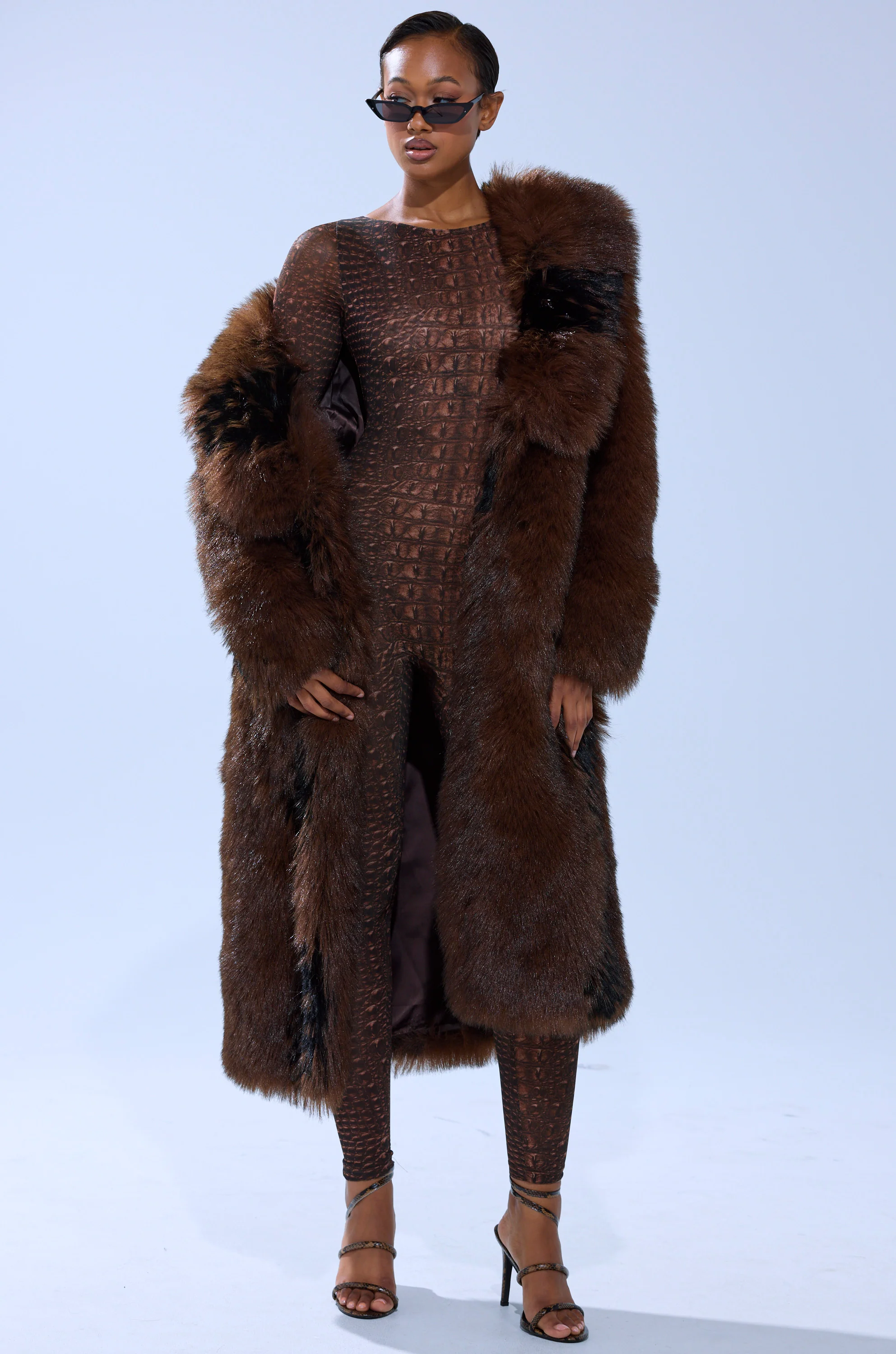 TELLURIDE FAUX FUR IN BROWN - Image 8
