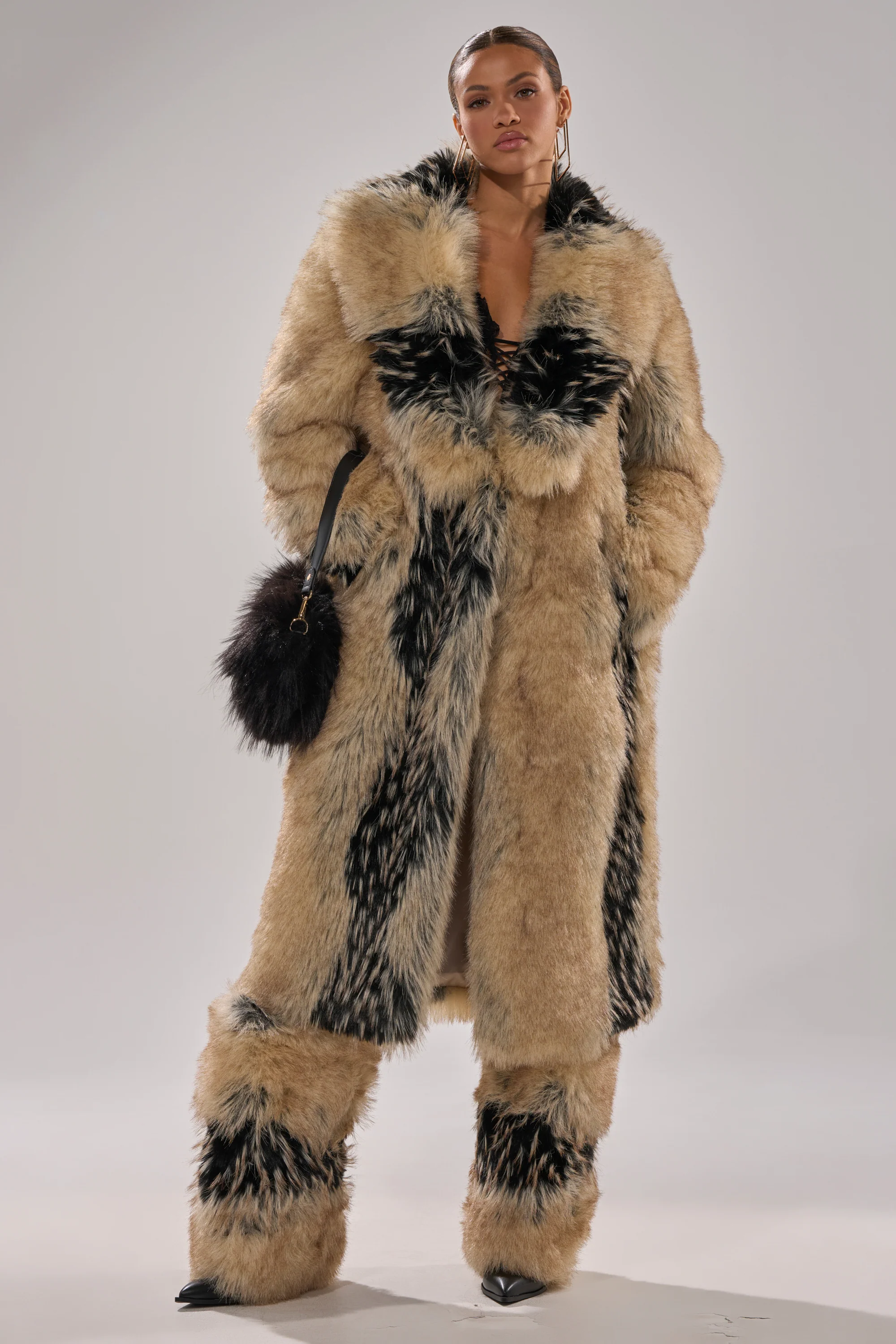 TELLURIDE FAUX FUR IN TAN - Image 4