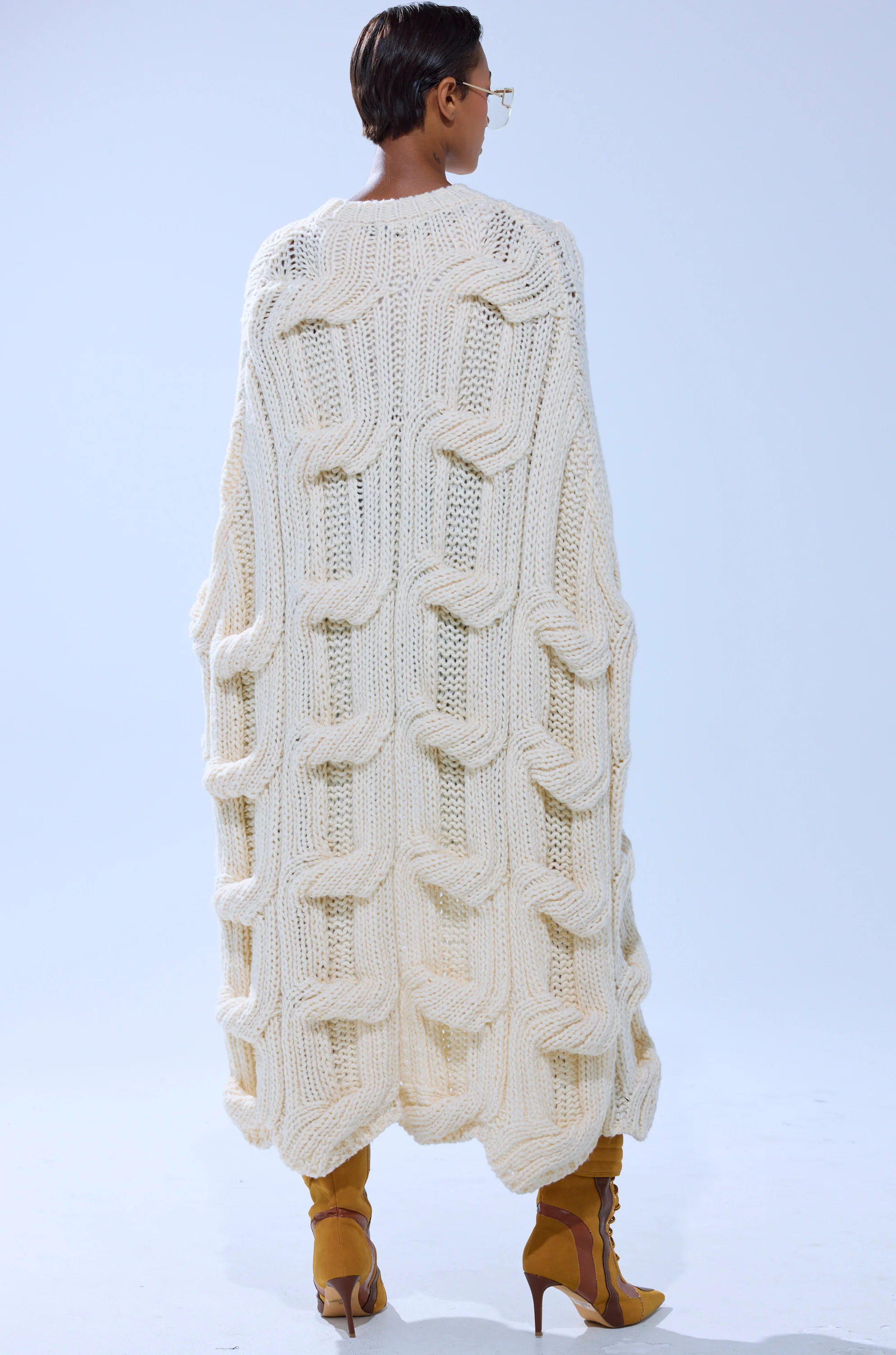 TEXTURED CHUNKY KNIT SWEATER - Image 4