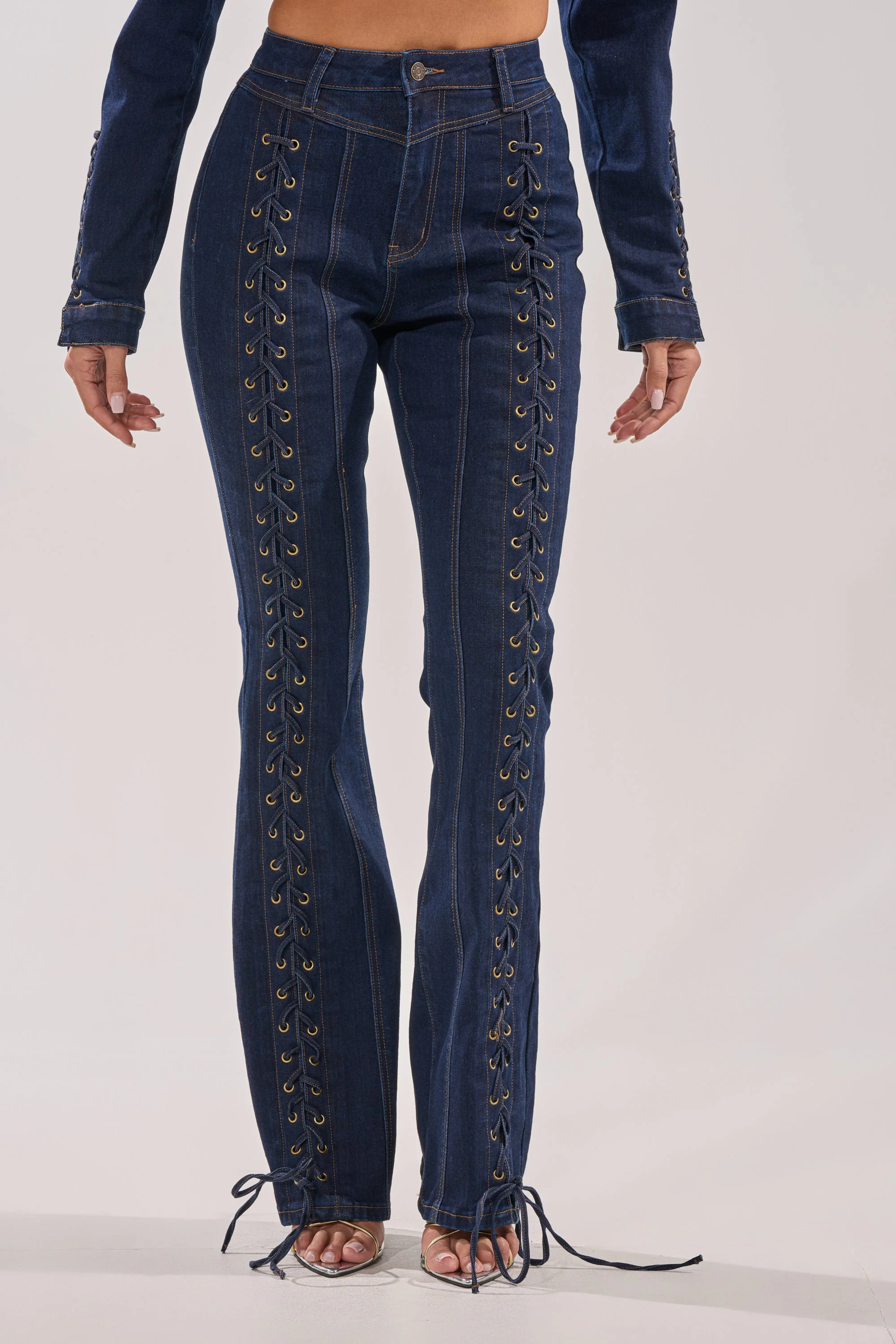 THATS ON ME FLARE DENIM PANT - Image 2