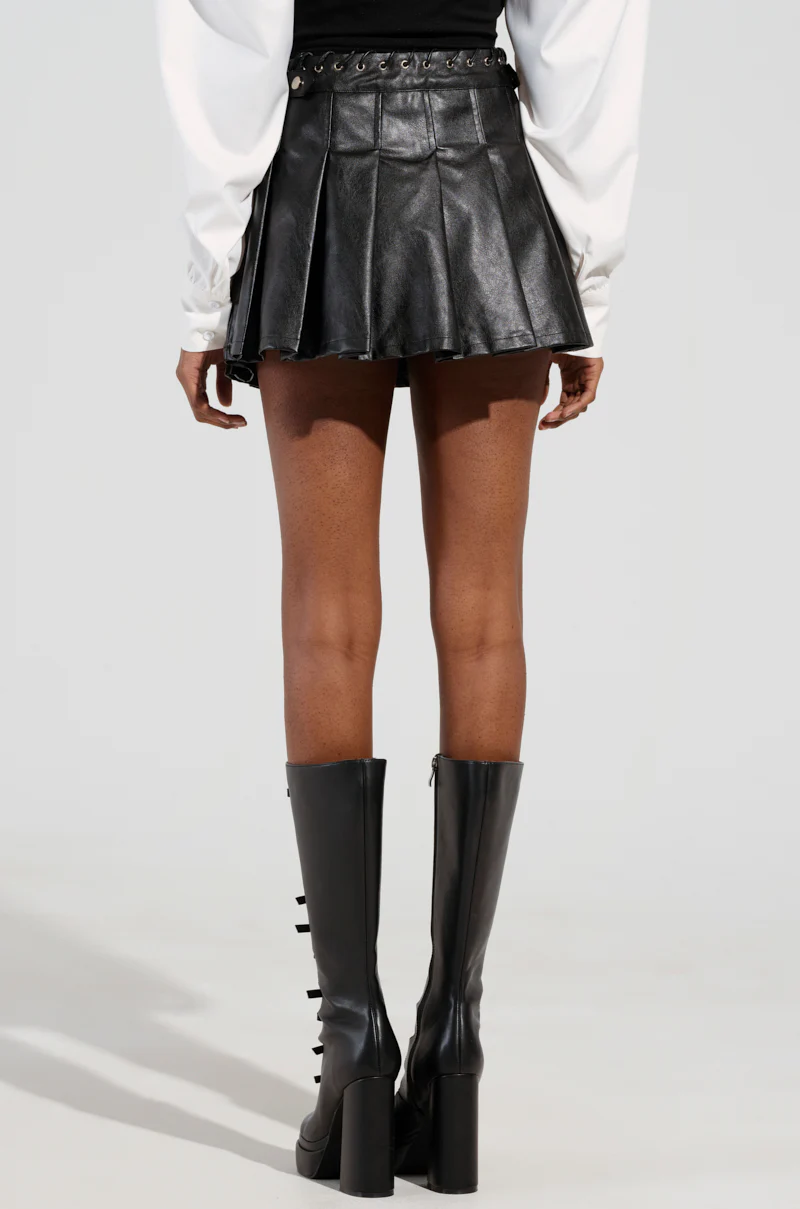 THE BADDER THE BETTER MINI SKIRT - Image 4