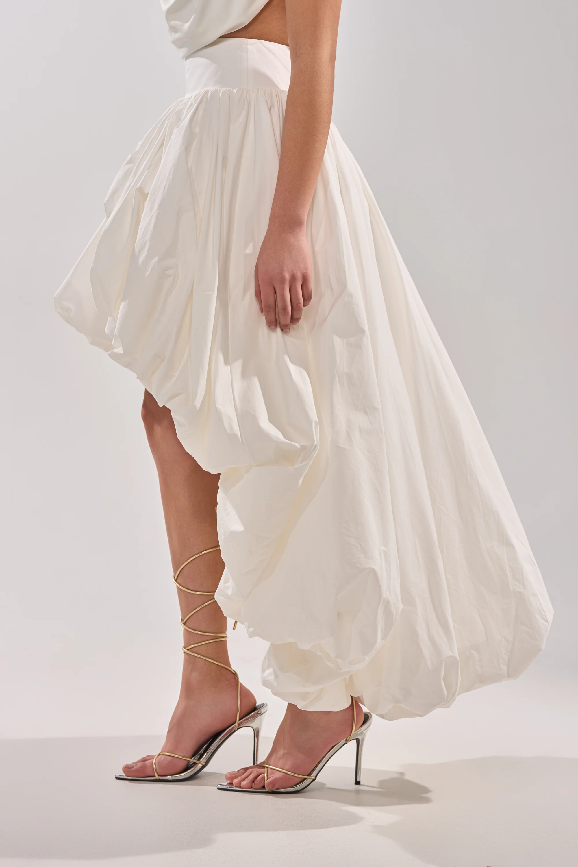 THE BIGGER THE BETTER HIGH LOW MAXI SKIRT - Image 3
