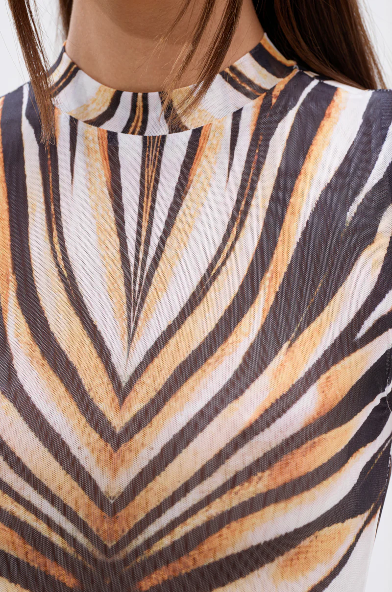 THE BOY'S ALL MINE PRINTED MIDI DRESS - Image 5