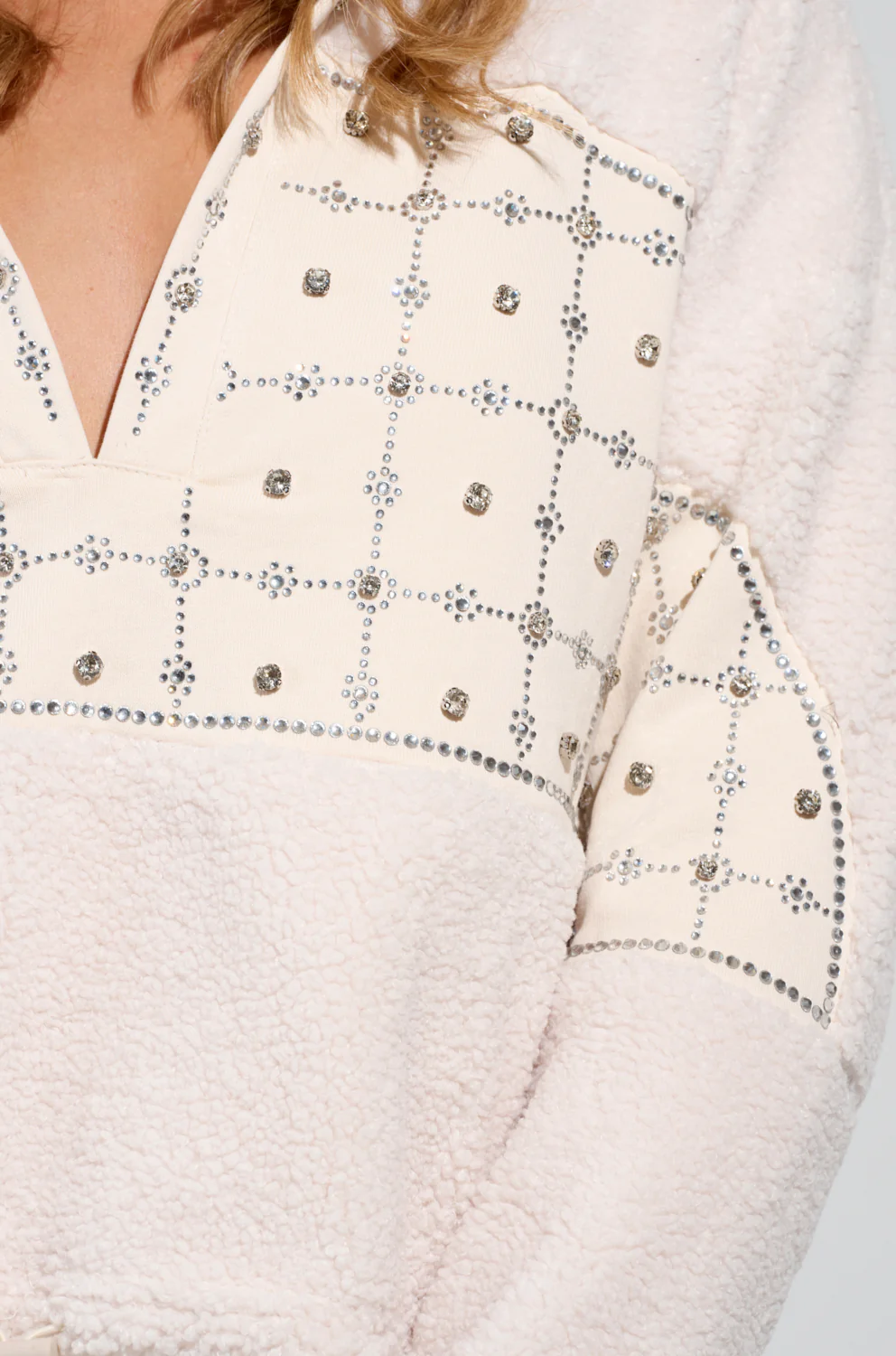 THE COZIEST SWEATSHIRT - Image 9