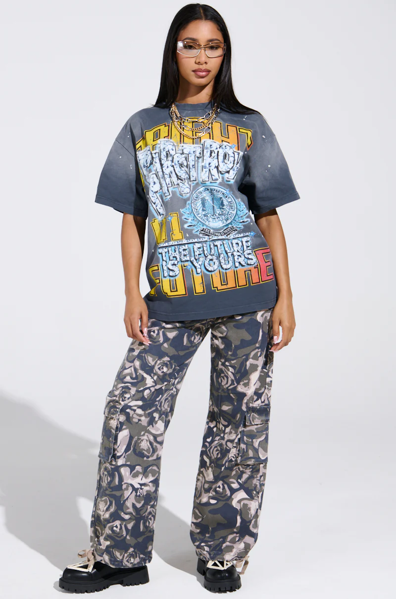 FIRST ROW THE FUTURE IS YOURS OVERSIZED GRAPHIC TEE - Image 7