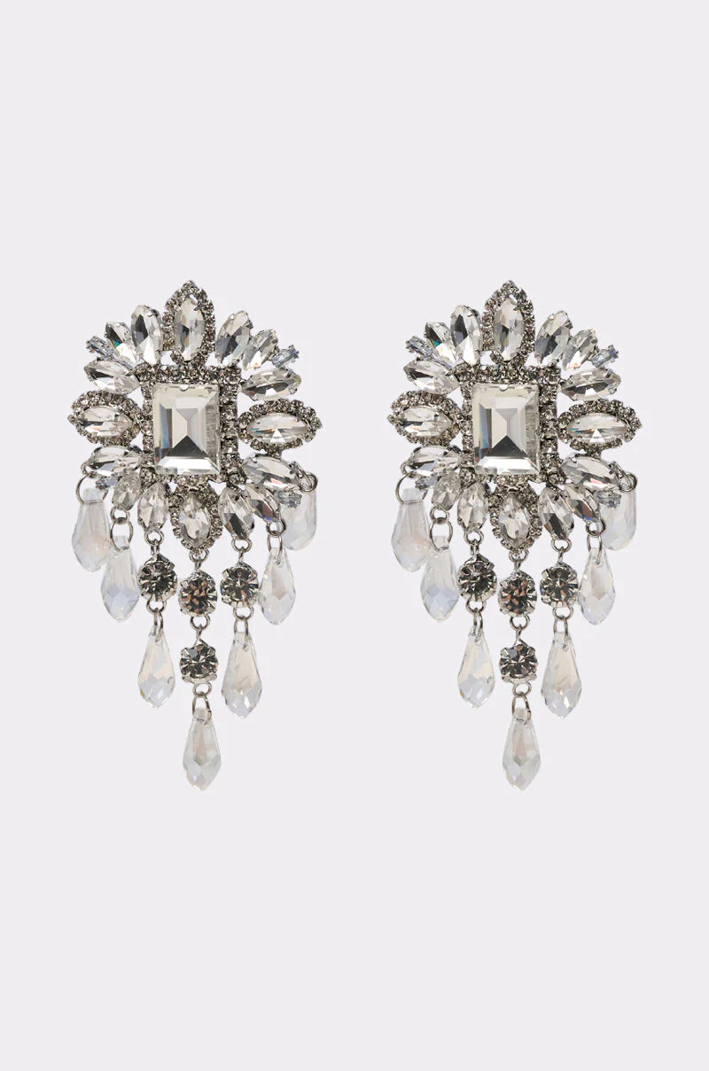 THE MAIN MOMENT EARRING - Image 3