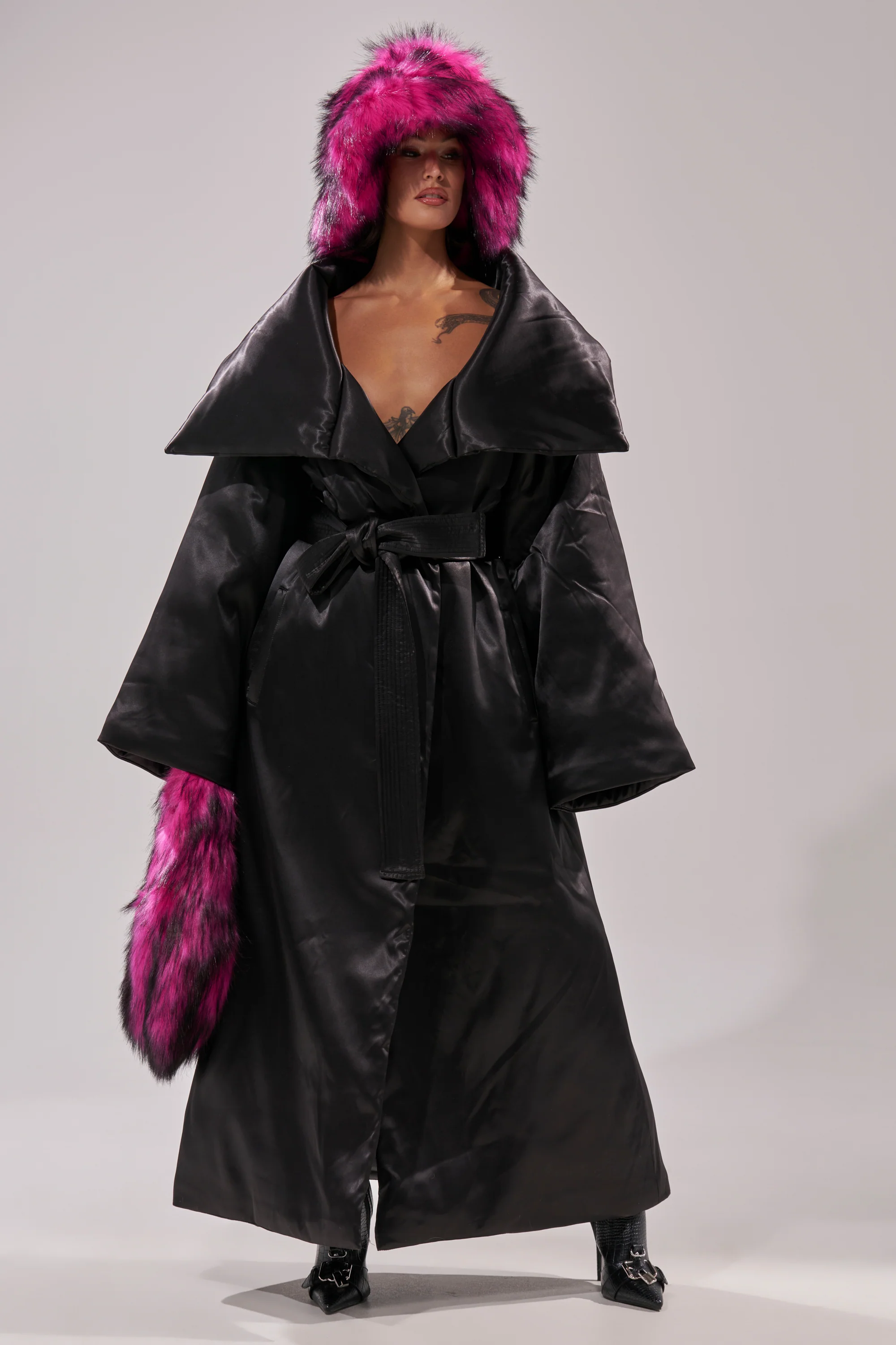 THE MOMENT SATIN PUFFER TRENCH - Image 5