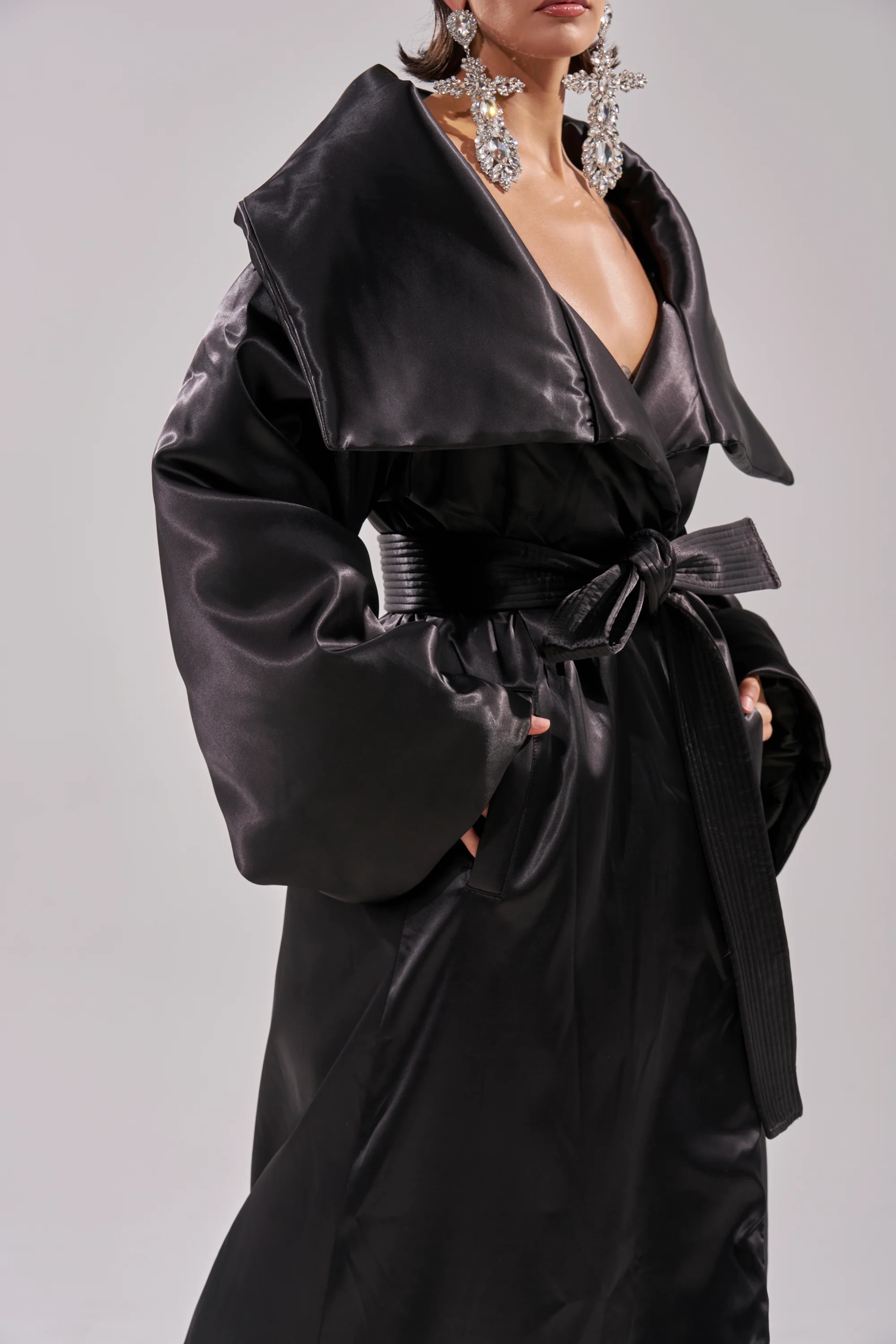 THE MOMENT SATIN PUFFER TRENCH - Image 8
