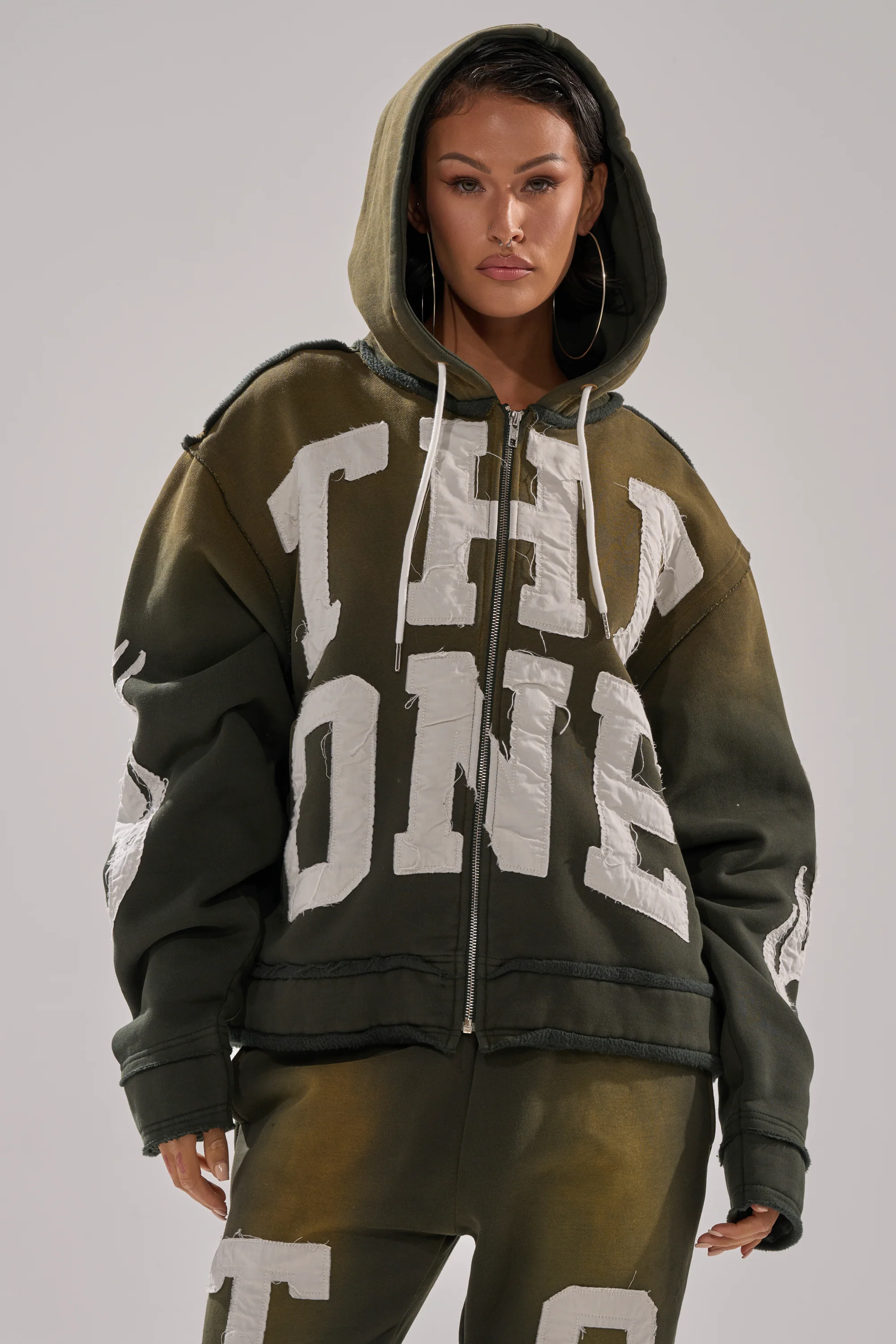 THE ONLY ONE ZIP SWEATSHIRT