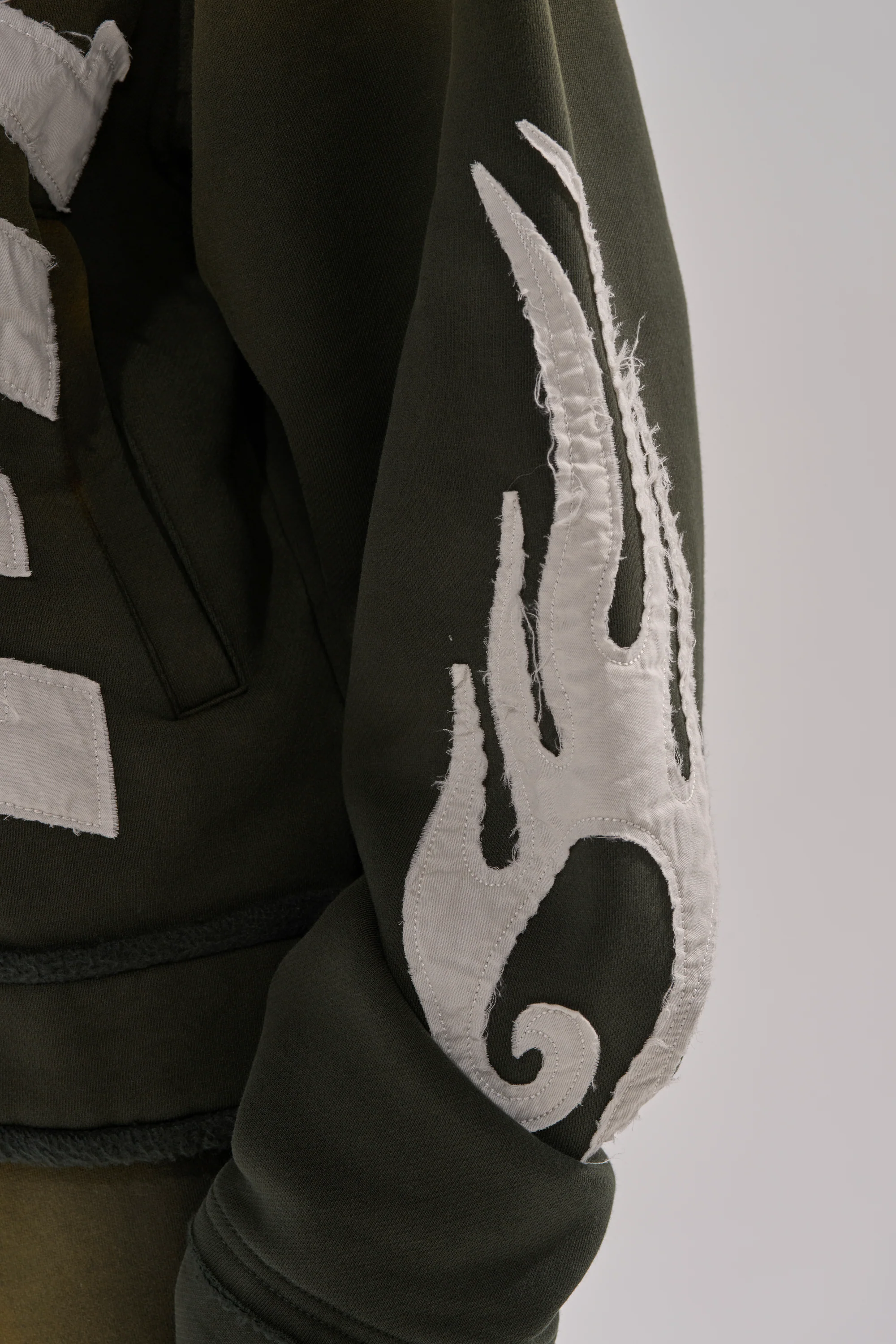 THE ONLY ONE ZIP SWEATSHIRT - Image 10