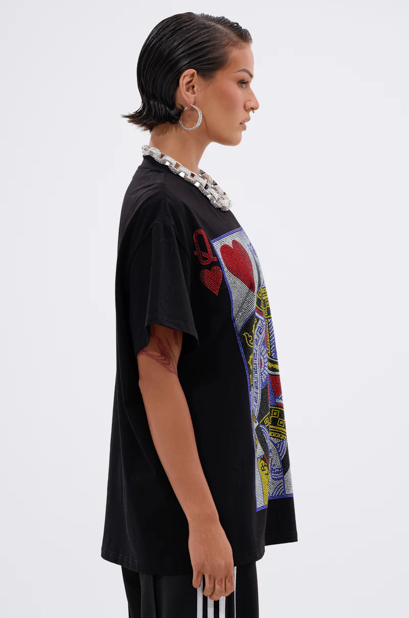THE REAL QUEEN OF HEARTS OVERSIZED TEE - Image 4