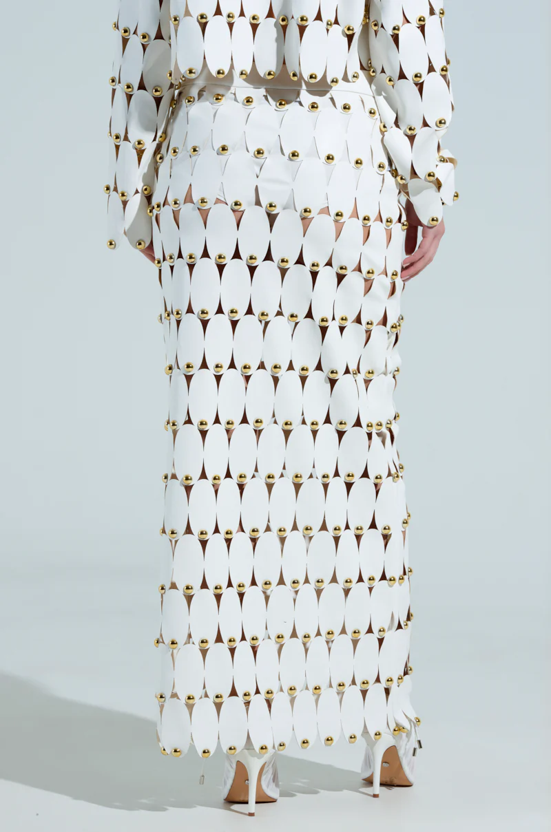 THE SNEAK PEEK STUDDED PU MIDI SKIRT IN WHITE - Image 4