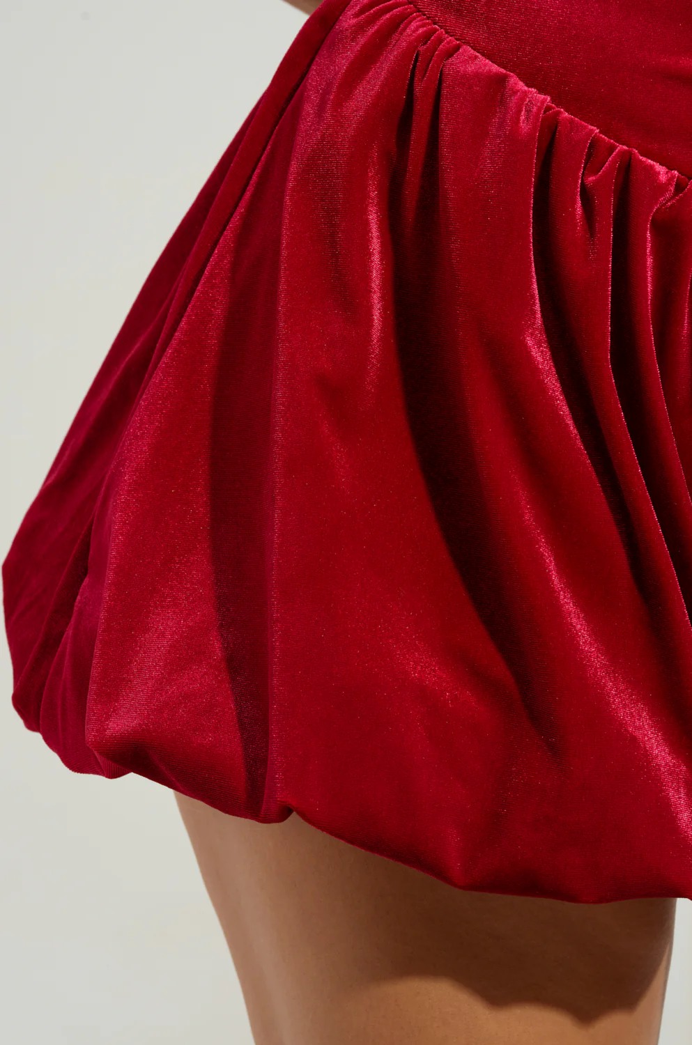 THIS MOMENT VELVET ROMPER IN RED - Image 6