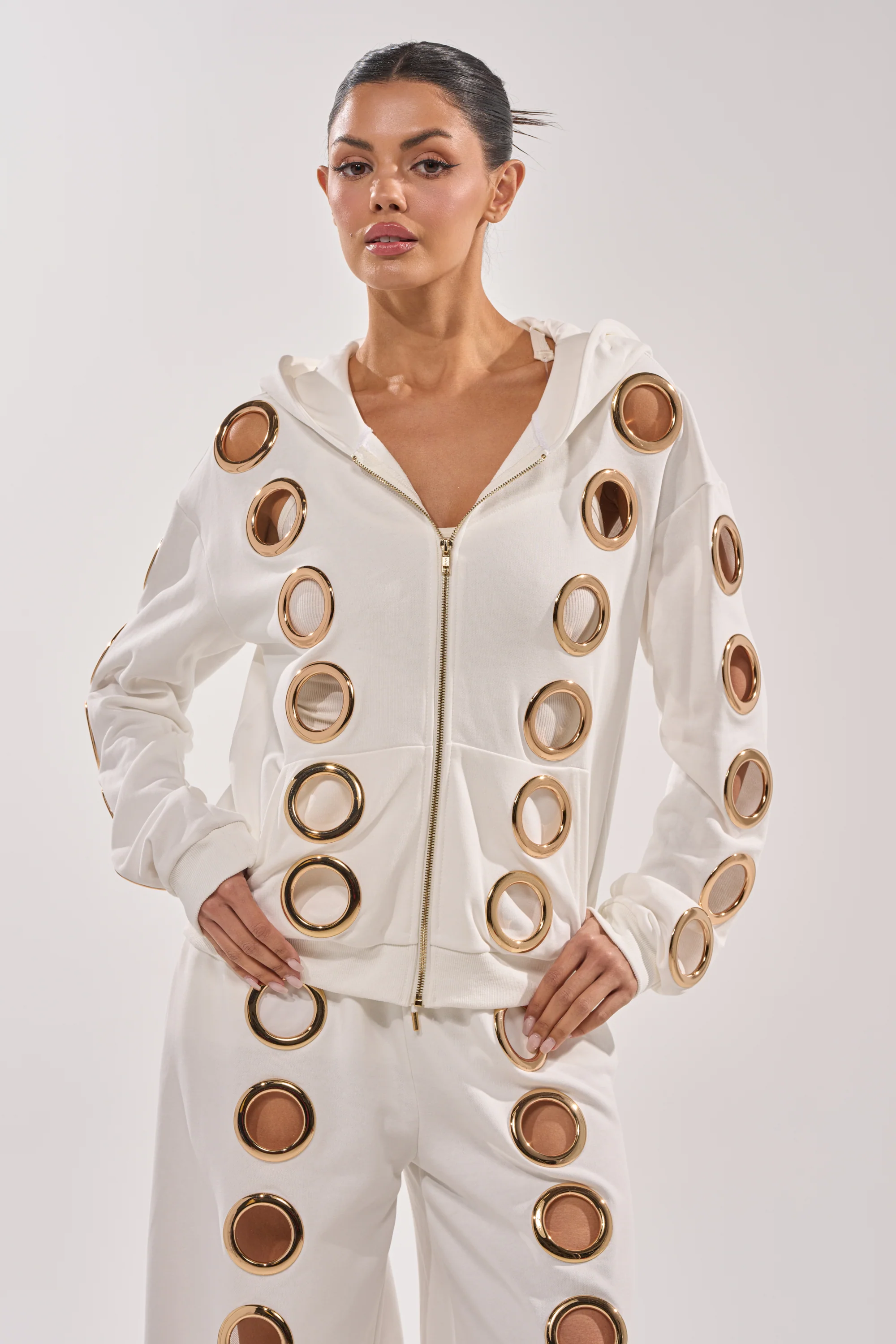 THROUGH THE NIGHT SWEATSHIRT WITH HOLES IN WHITE - Image 3