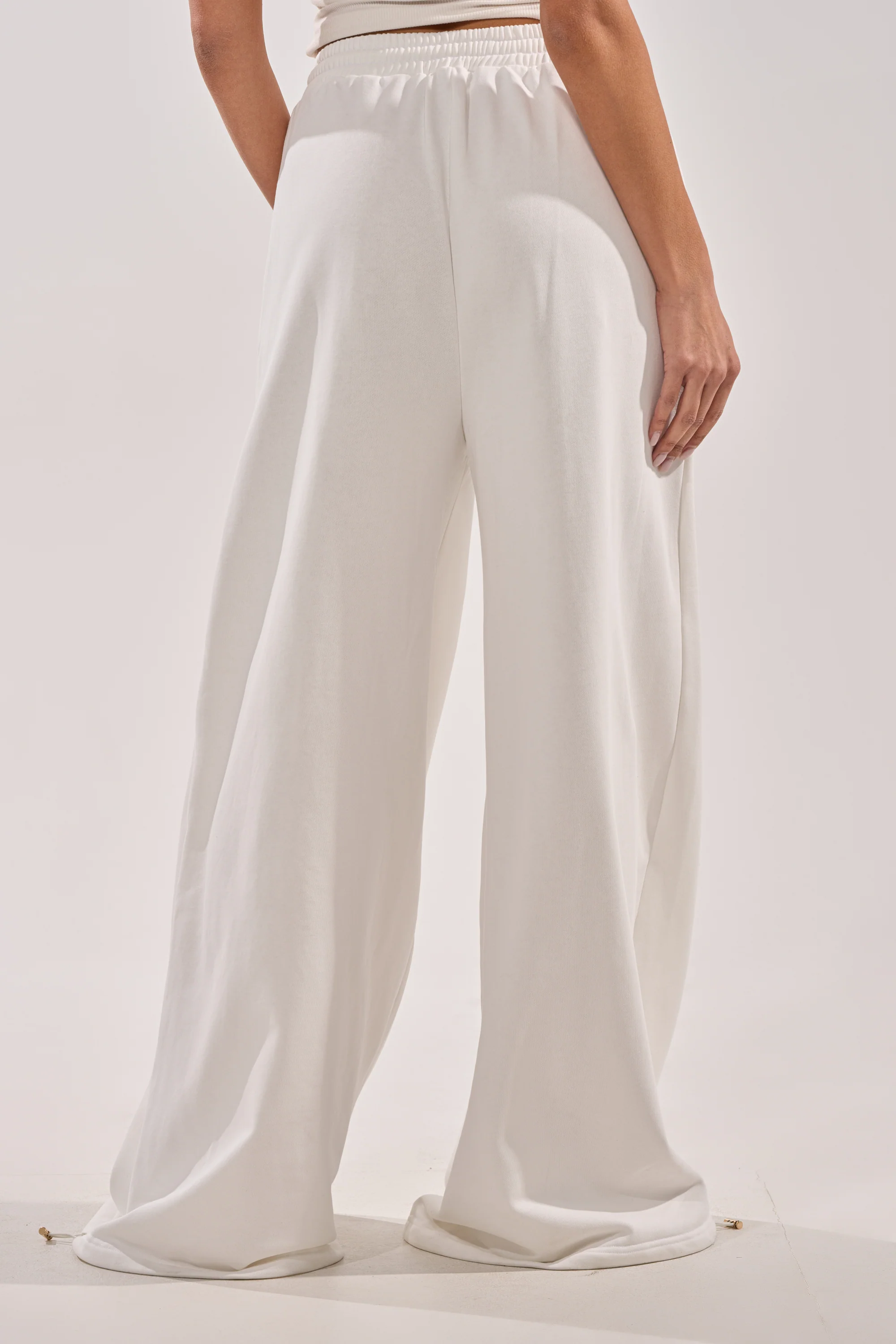THROUGH THE NIGHT WIDE LEG SWEATPANT WITH HOLES IN WHITE - Image 5