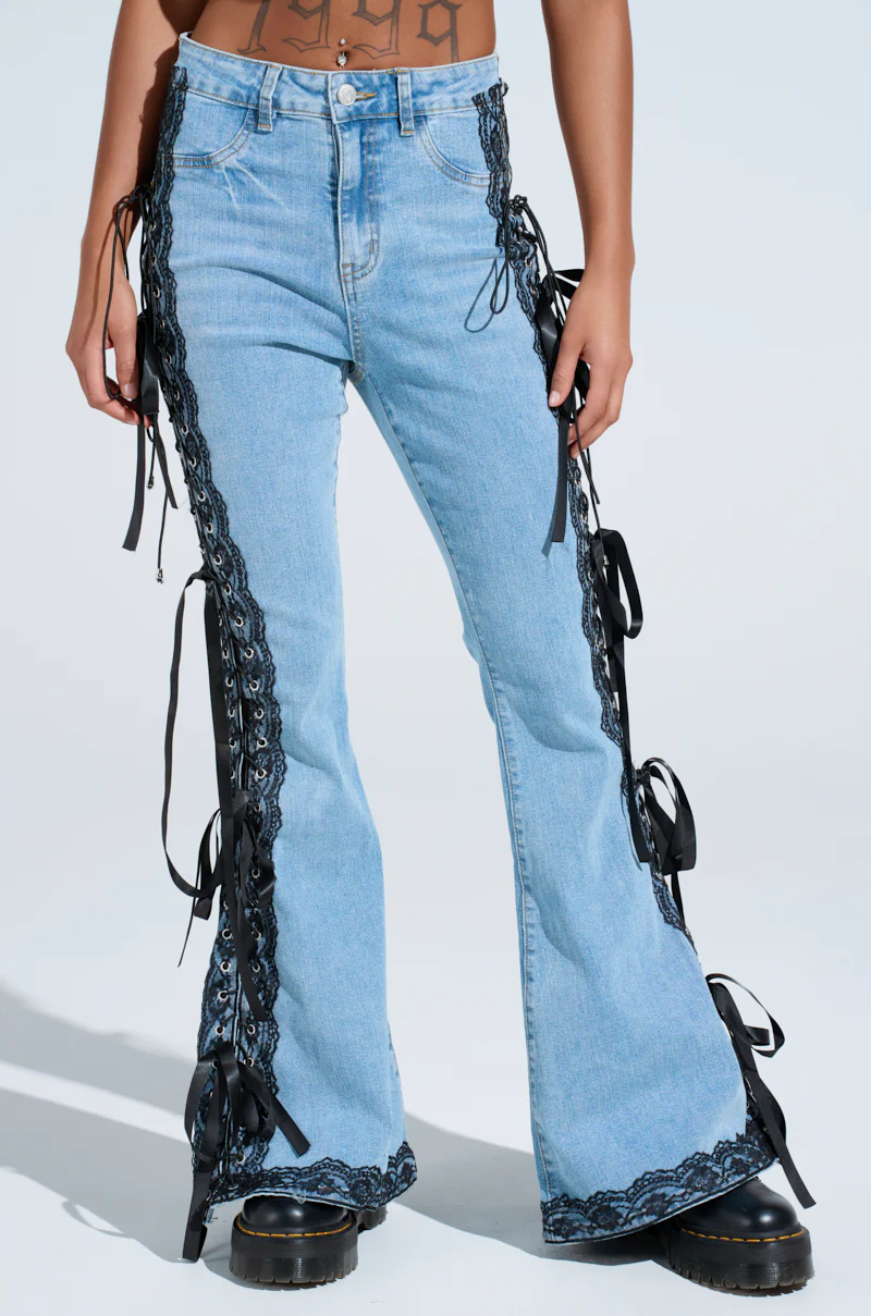TICKED AND TIED LACE AND BOW DETAIL DENIM PANTS - Image 4