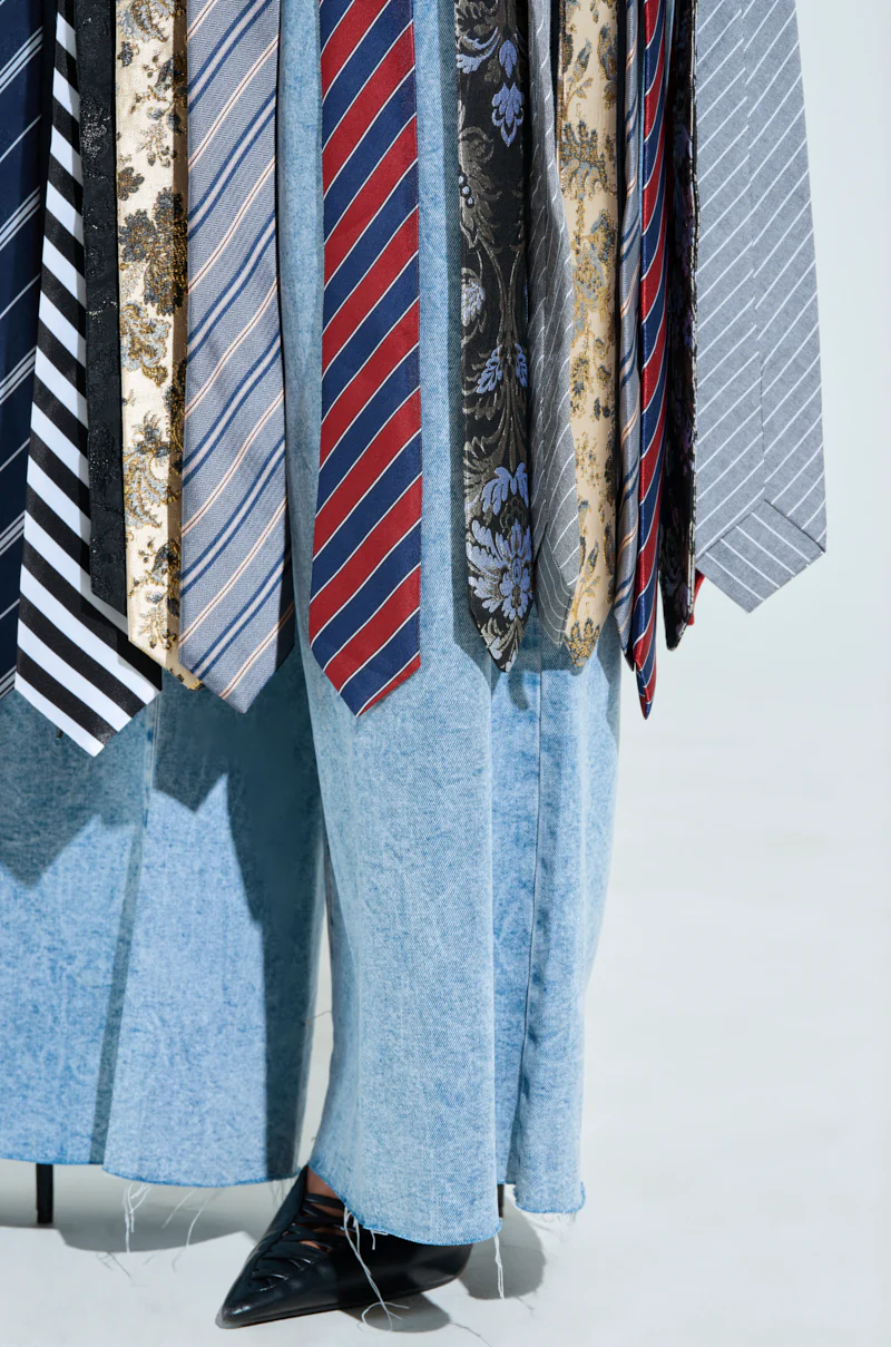 TIED IN BUSINESS MIDI SKIRT - Image 8