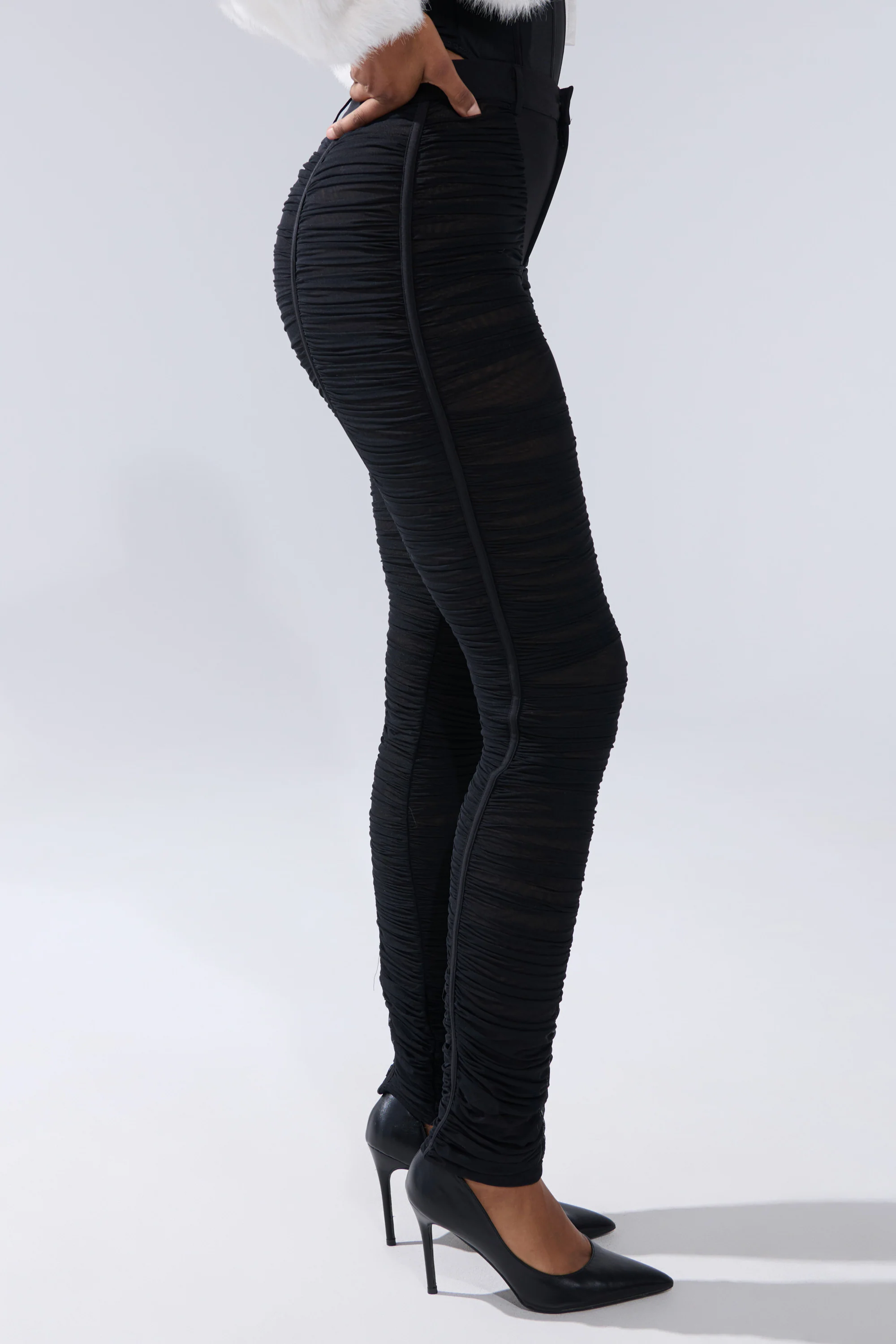 TIGHT AND SEXY RUCHED TROUSER - Image 3