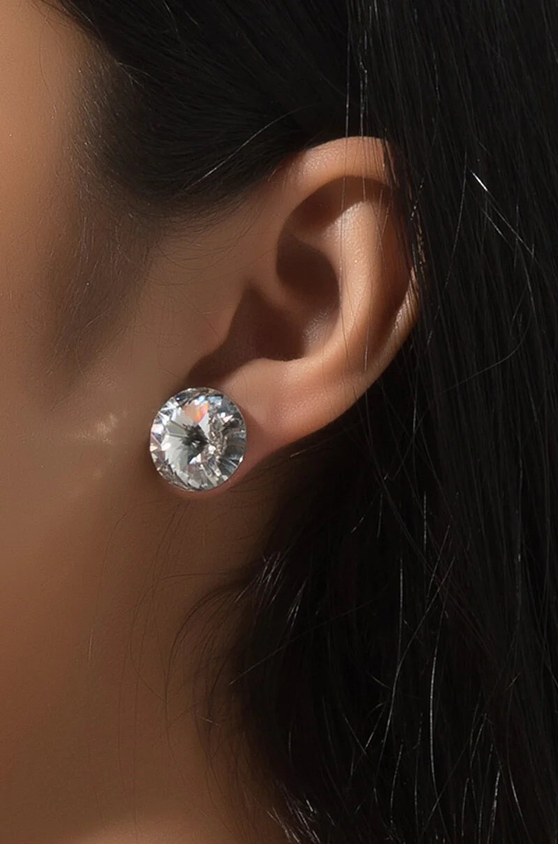 TINY DANCER STUD EARRING