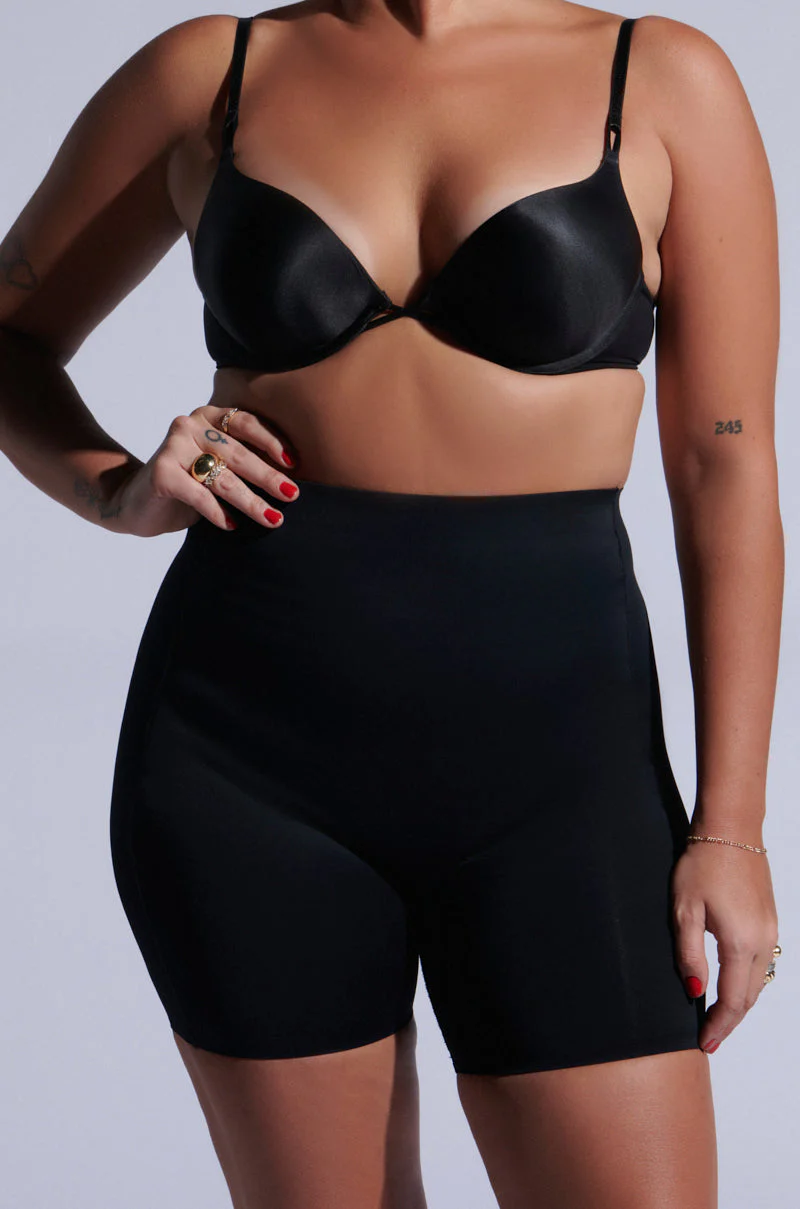 TITSY TUMMY TUCK SHORTS IN BLACK - Image 7